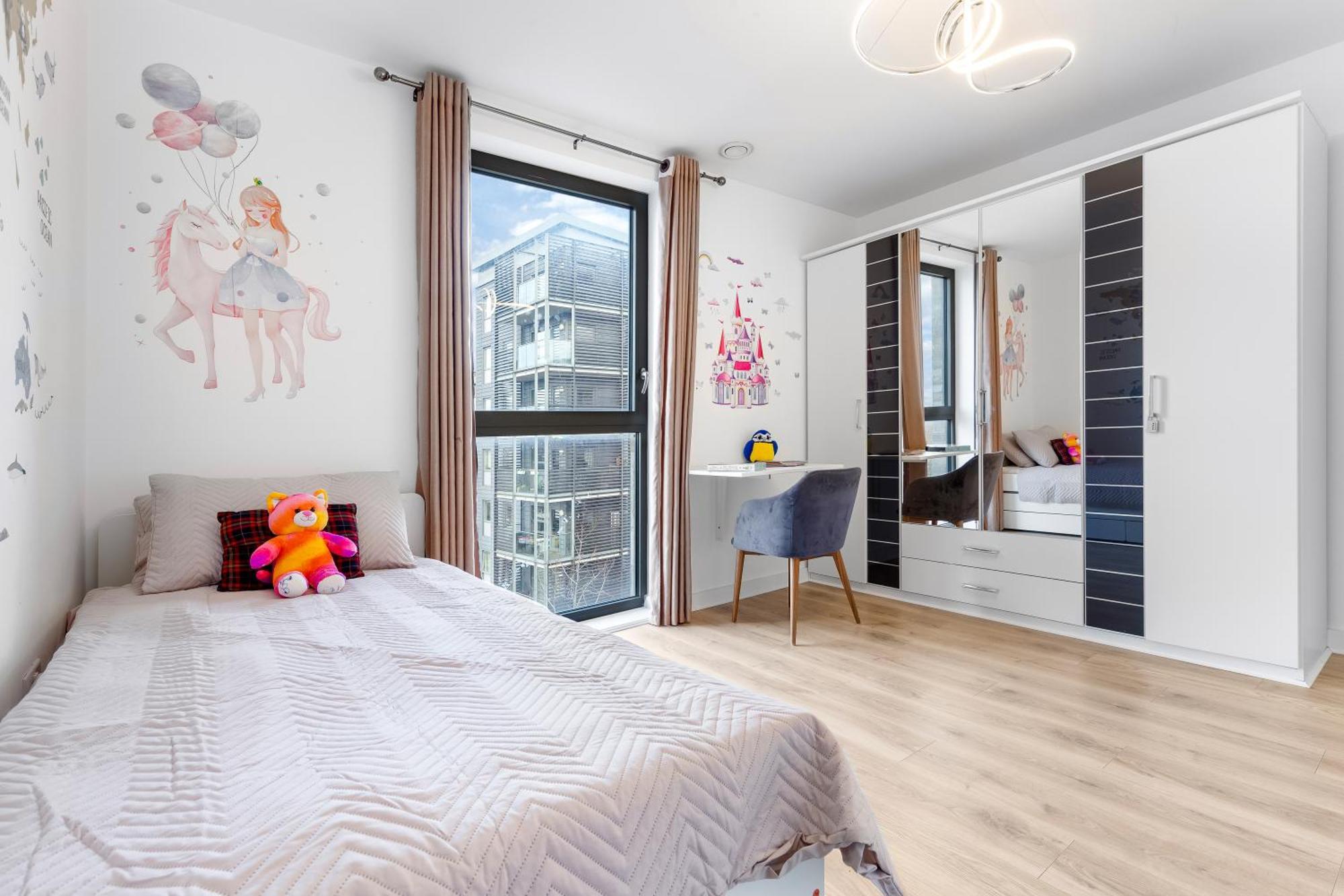 Spacious Modern 2br In The Heart Of Appartement *