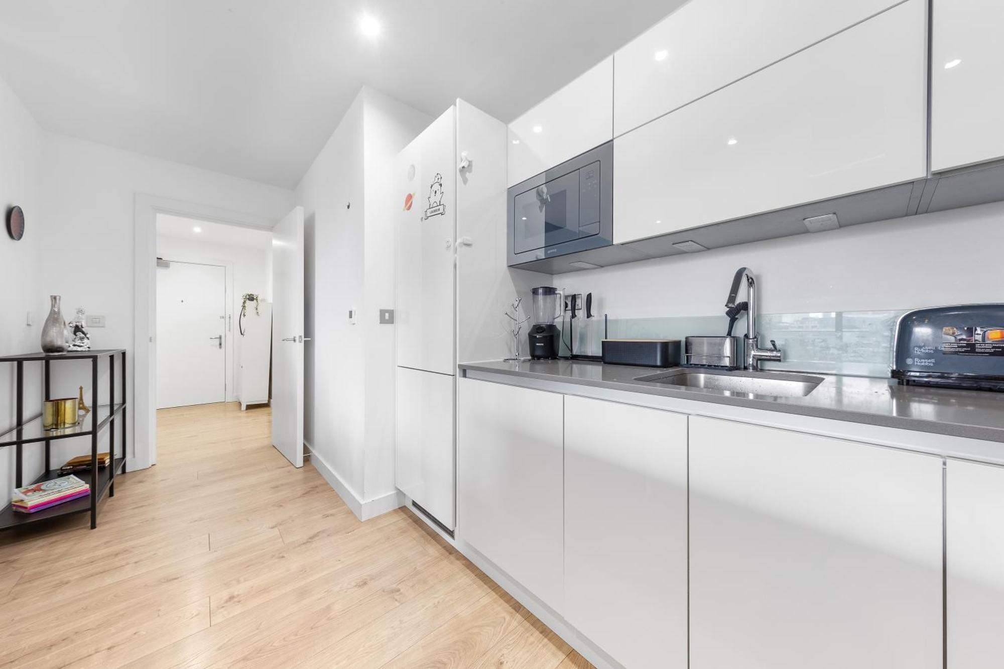 Spacious Modern 2br In The Heart Of Appartement