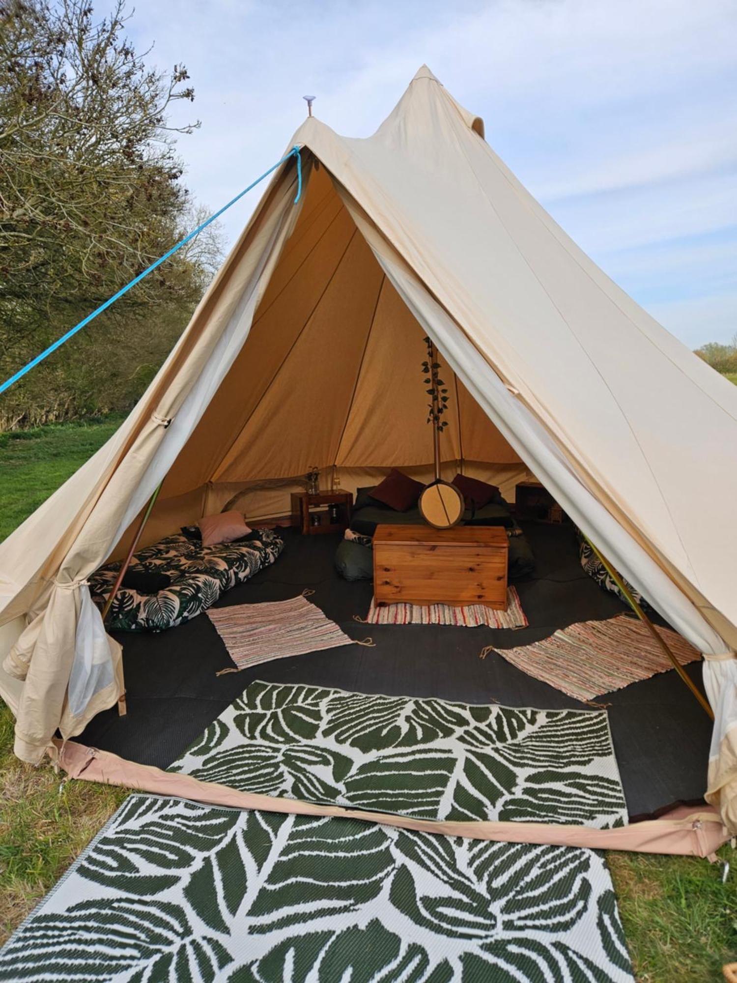 Luksustelt Readers Field Glamping *