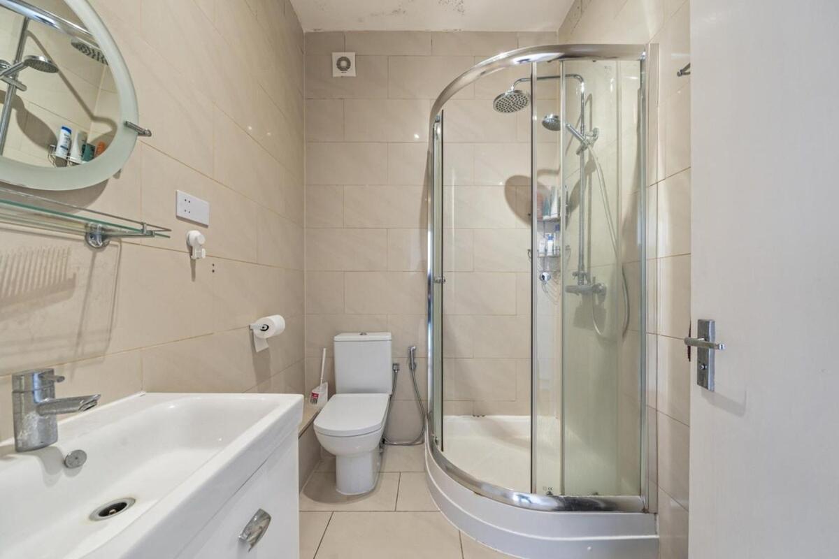 Notting Hill - Welcoming 2-bed Flat * London