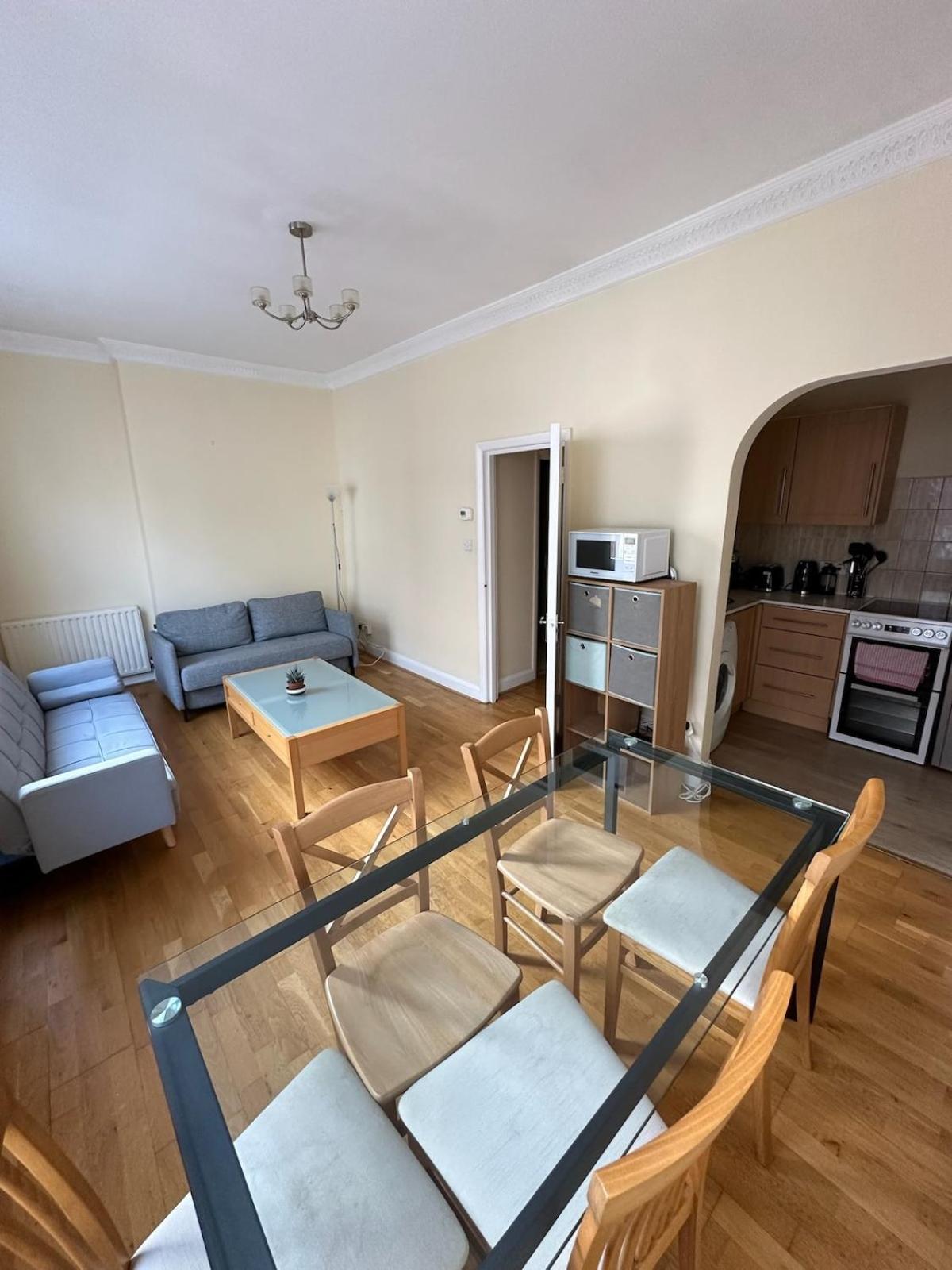 Apartment Notting Hill - Welcoming 2-bed Flat *