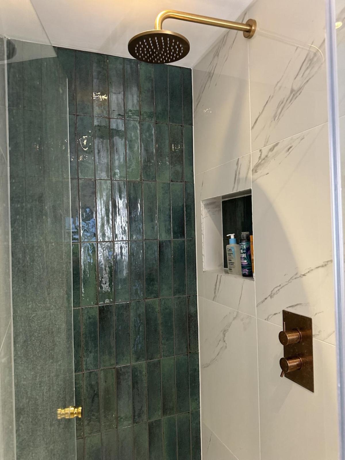 Modern Banker's Flat In Fulham * London