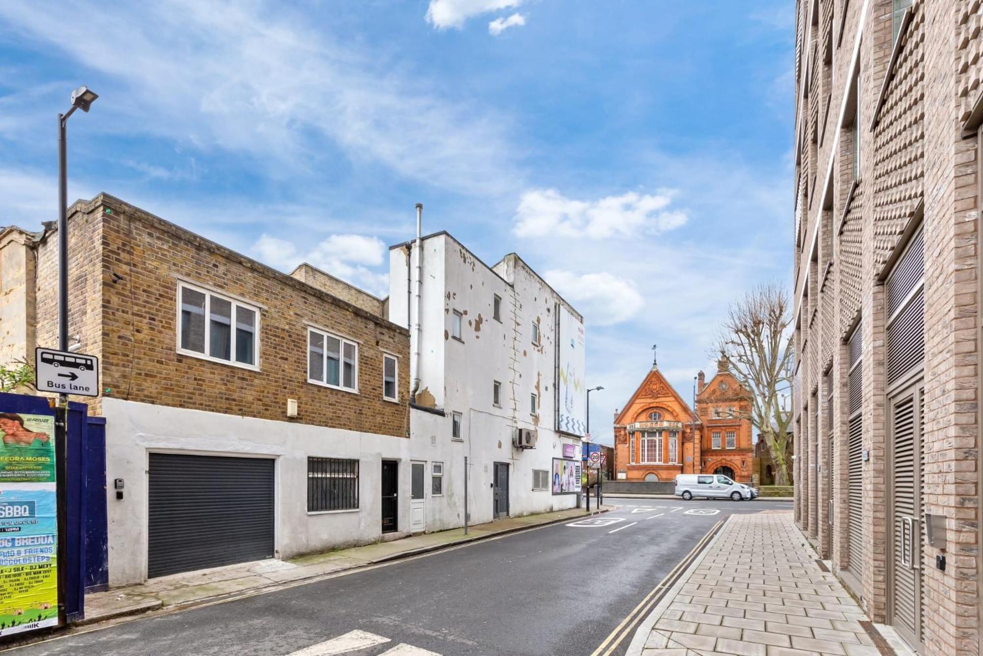 Sercasa - Ruby Street - London