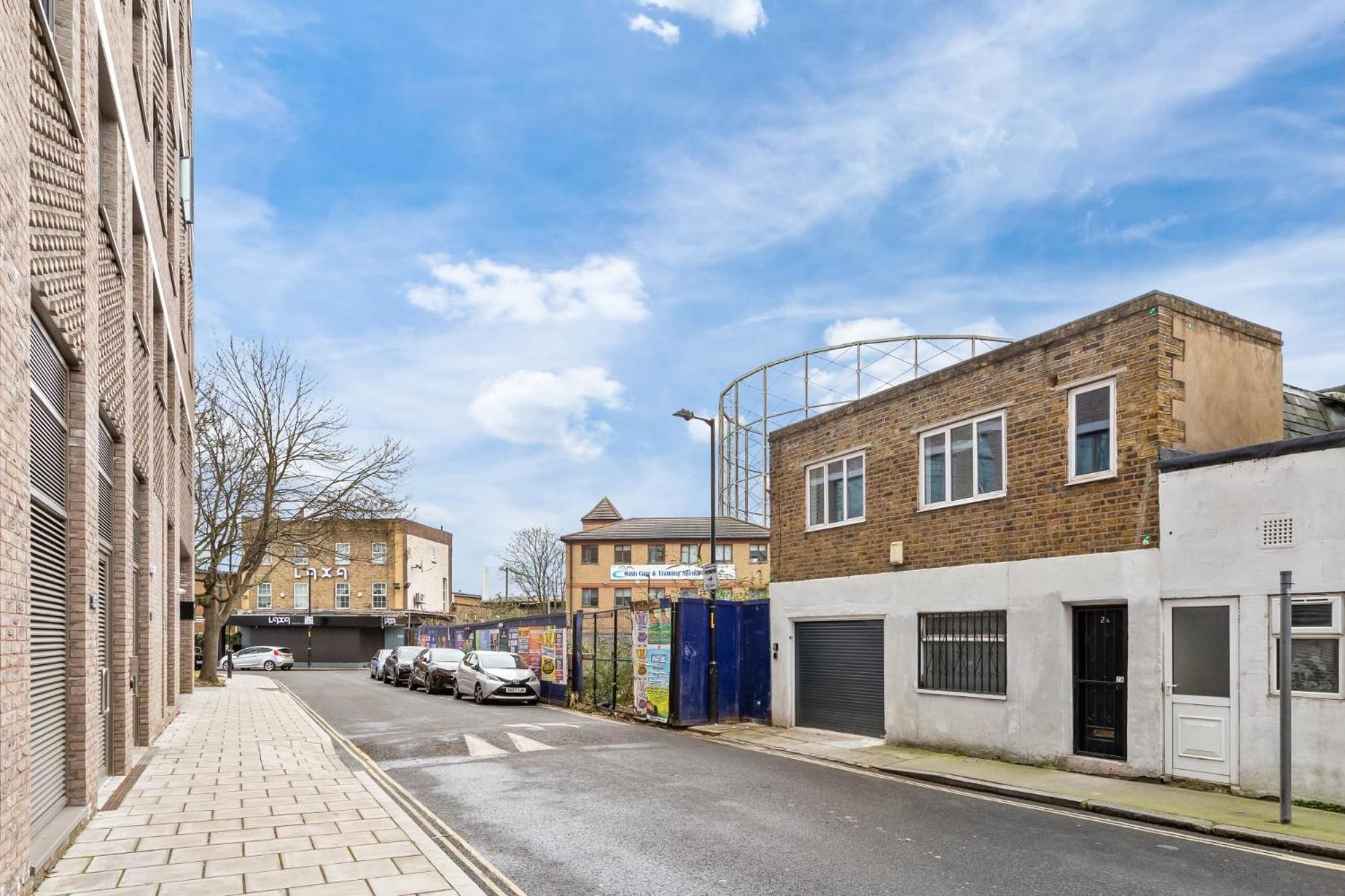 Sercasa - Ruby Street - London