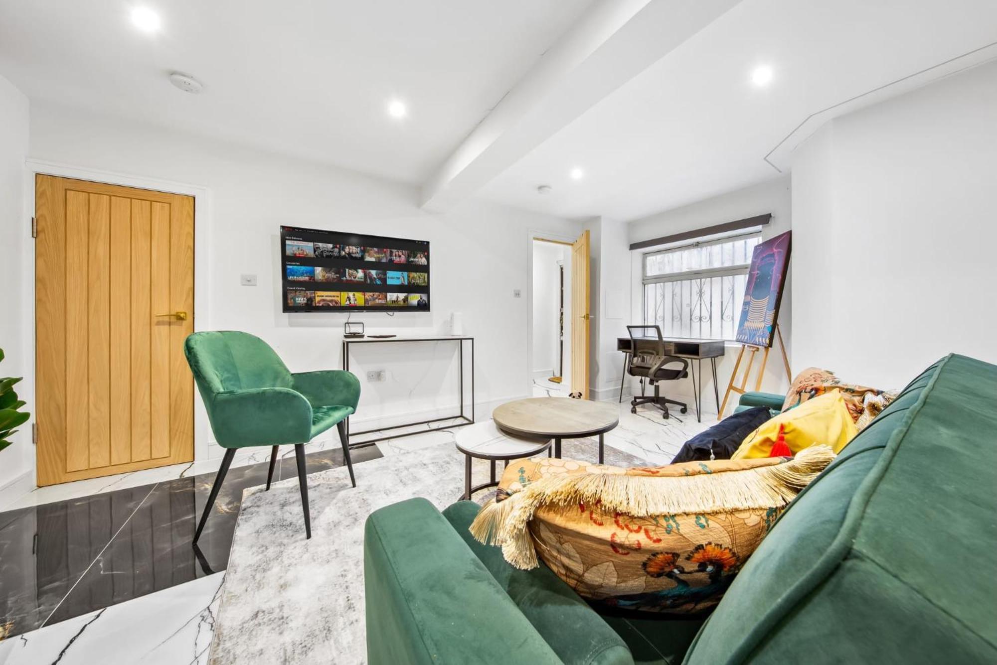 Sercasa - Ruby Street -