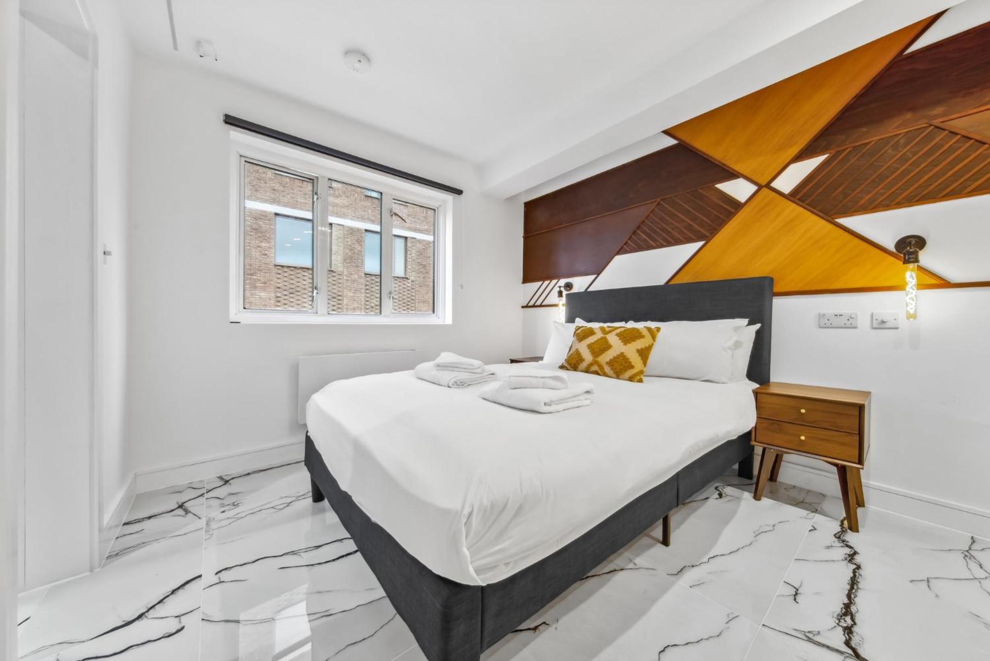 Sercasa - Ruby Street - * London