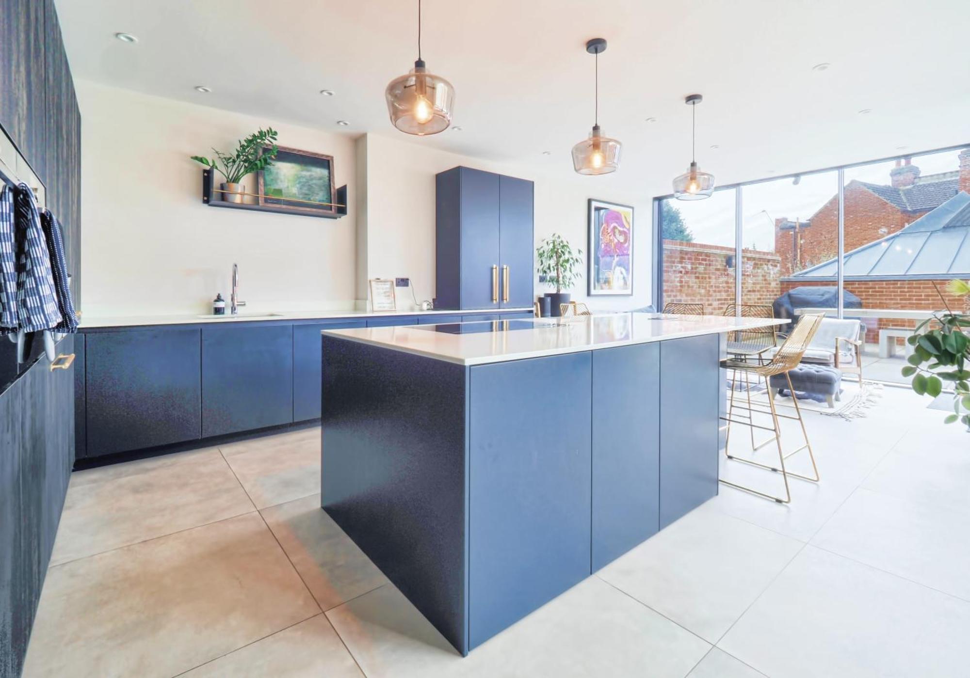 Modern Family With Garden And Parking In Kensal Holiday home