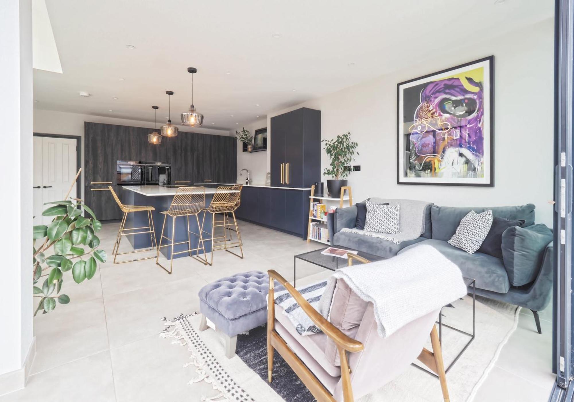Modern Family With Garden And Parking In Kensal * London