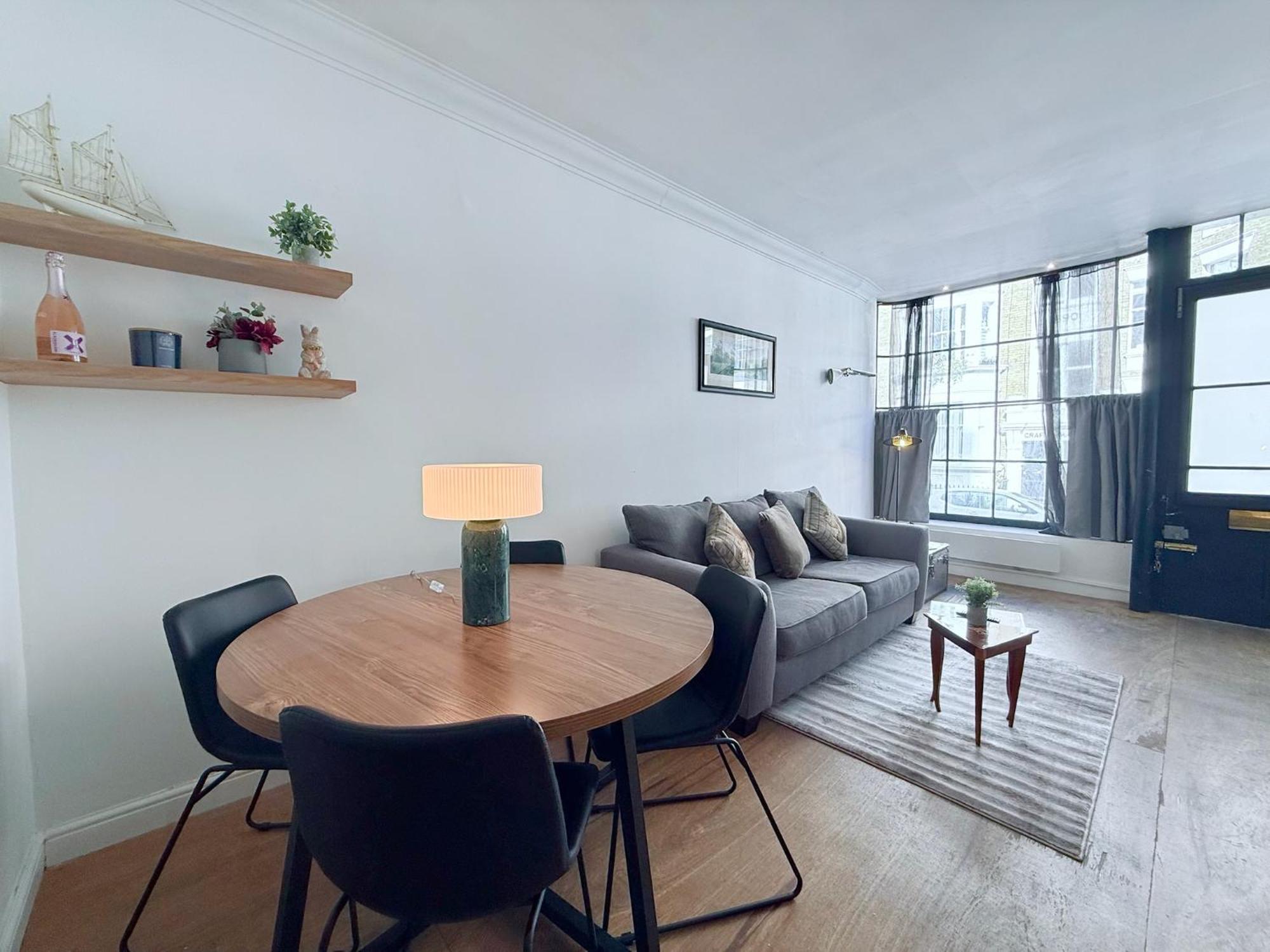 Spacious Heritage Flat Apartment *