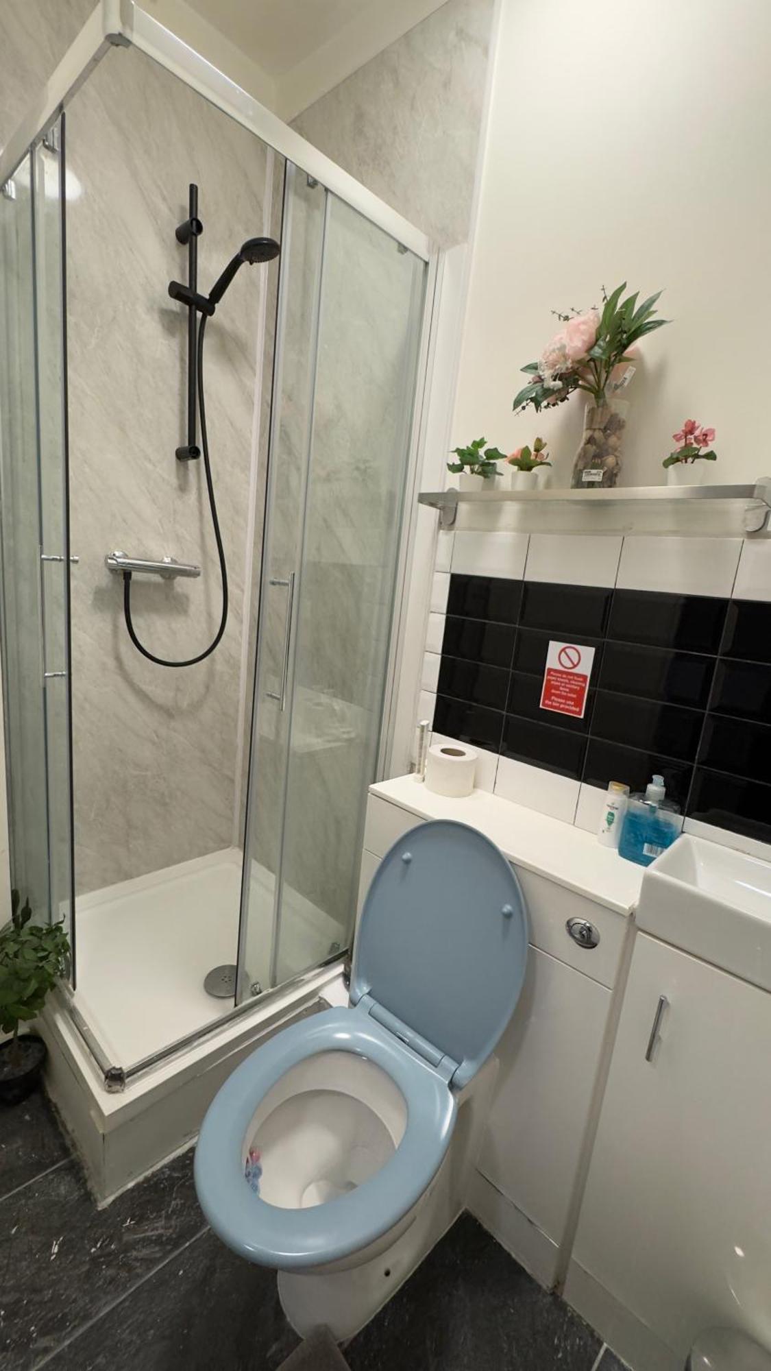 W3 Apartment *