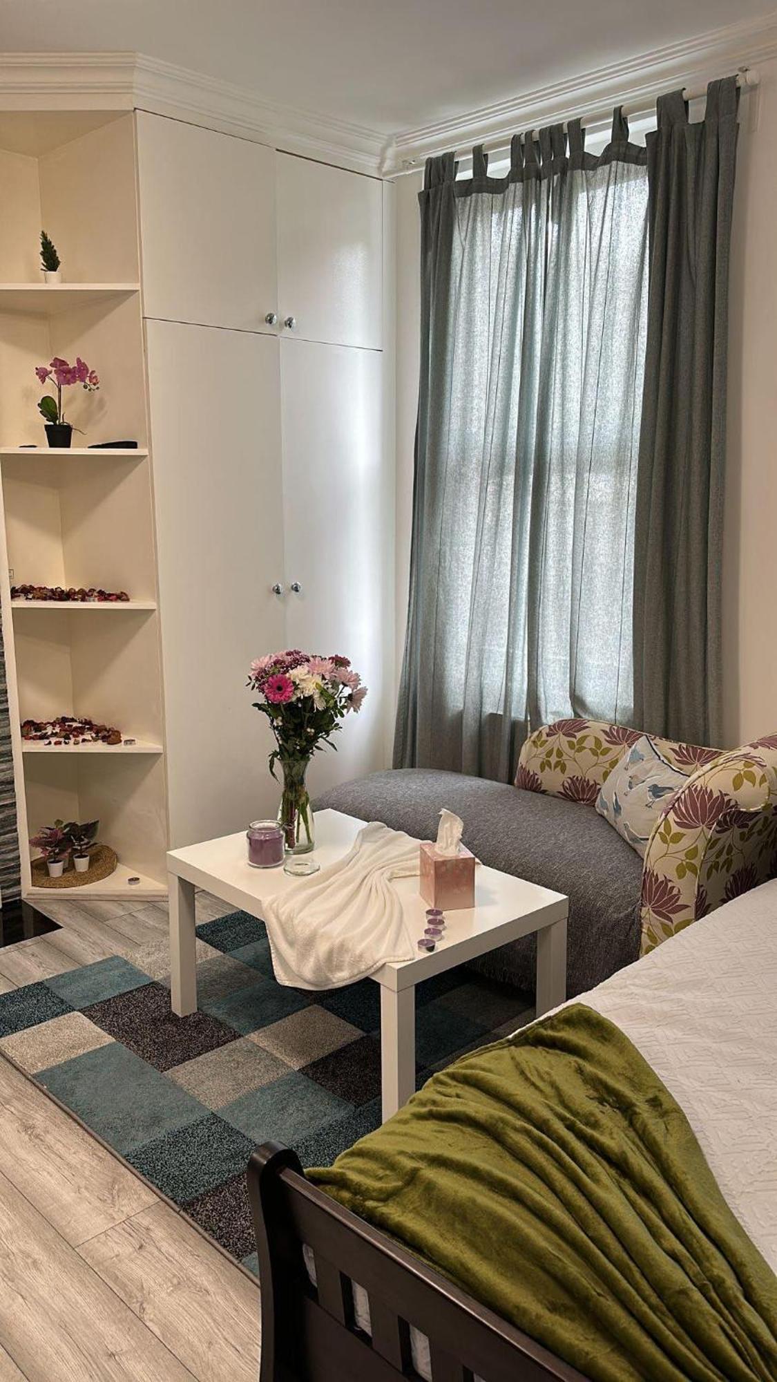 Apartment W3 *