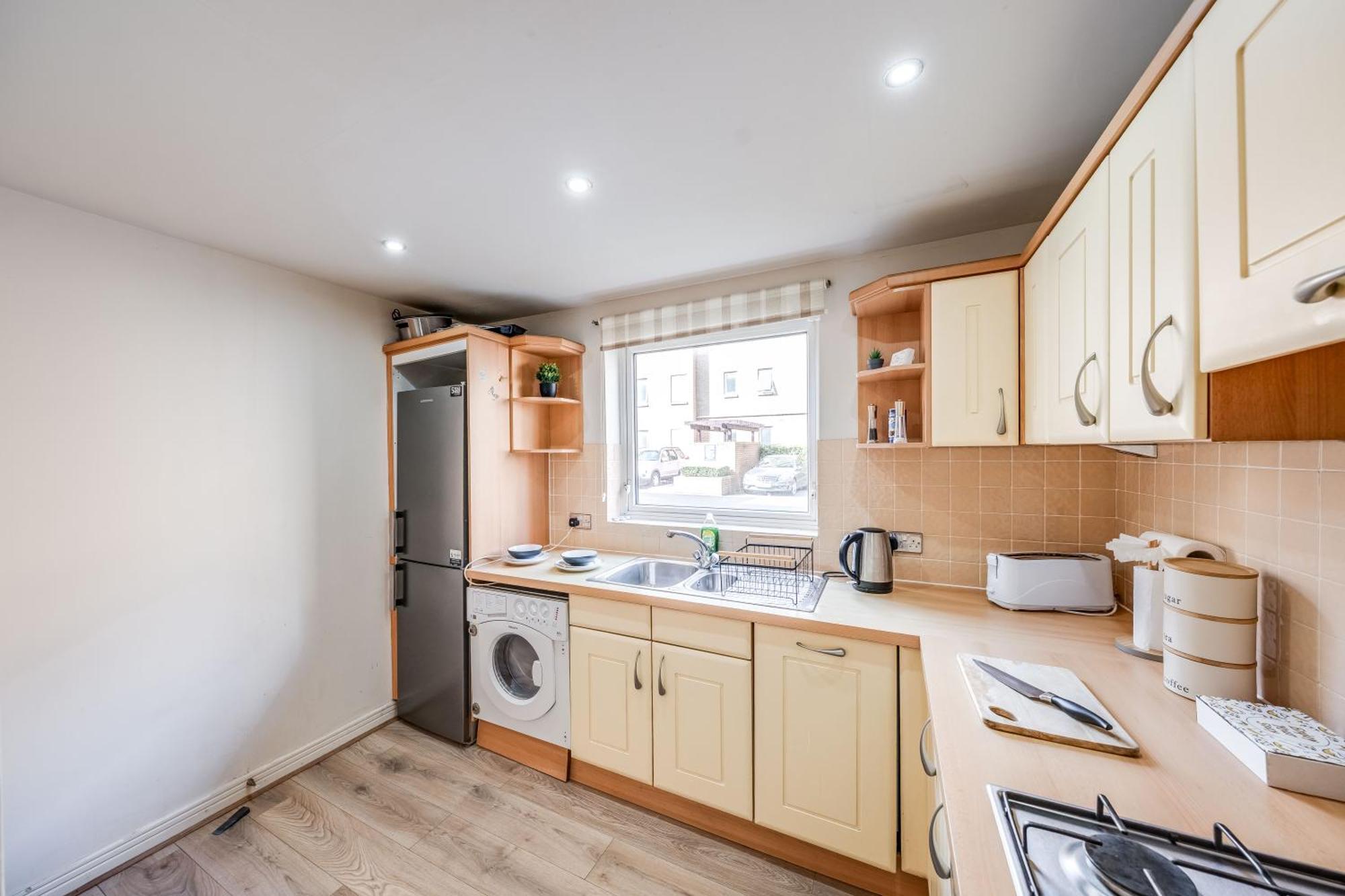 Canary Wharf O2 Excel Flat With Parking & Balcony