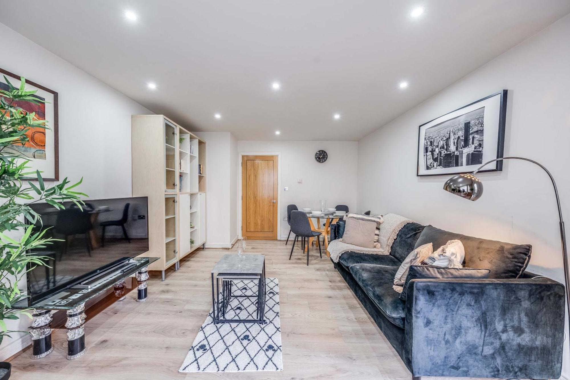 Apartment Canary Wharf O2 Excel Flat With Parking & Balcony *