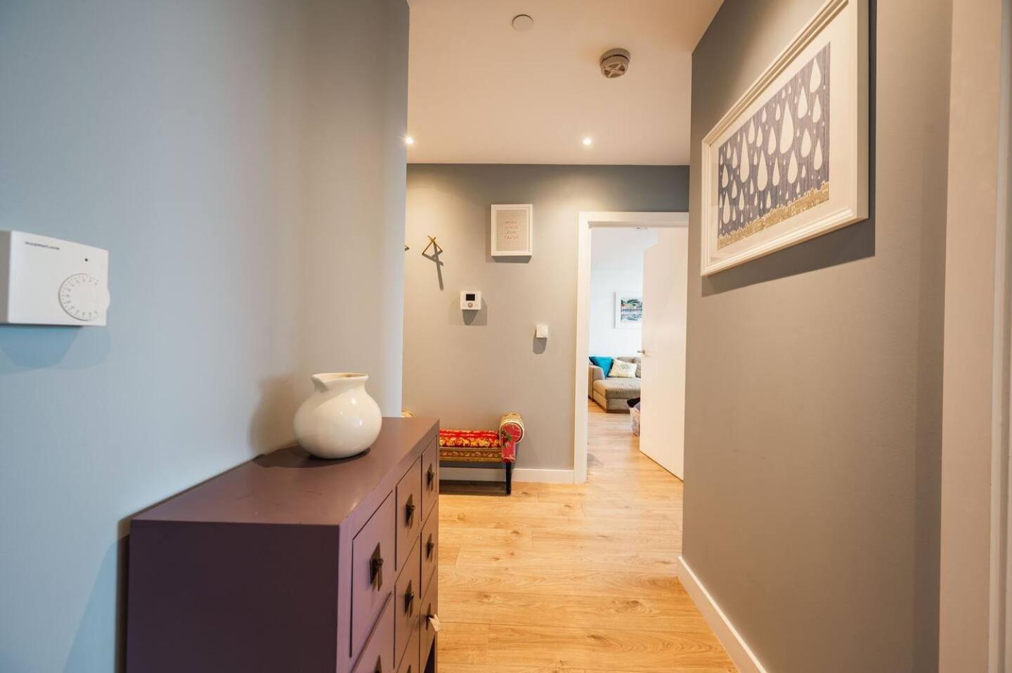 Appartement Pass The Keys 3 Bed 2 Bath With Stunning Views From The 8th Fl Londen