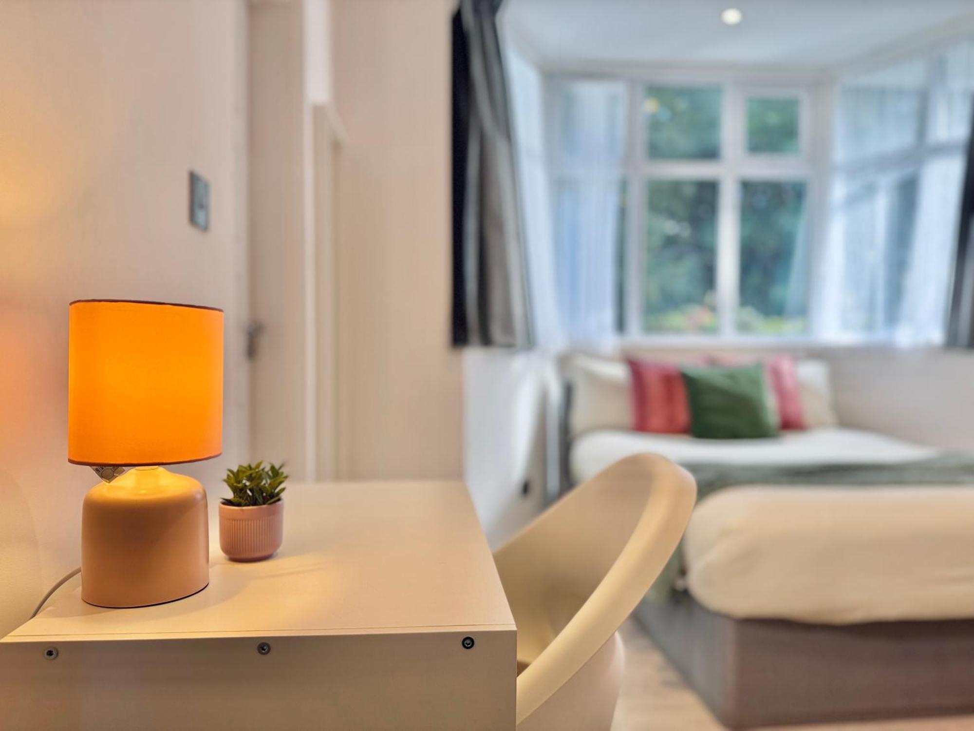 En-suites With Free Parking 30min To Gasthof *