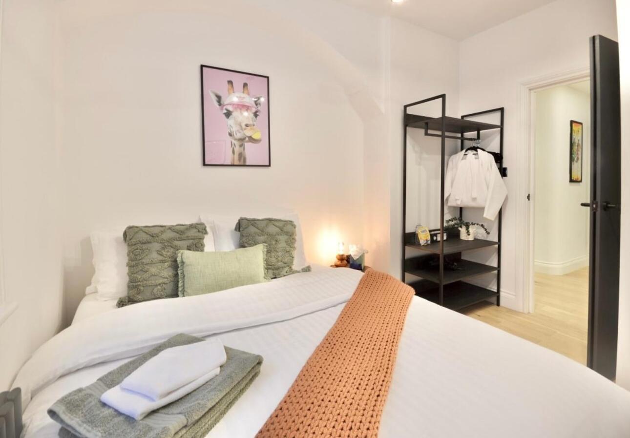 Lägenhet Newly Refurbished W/ River Views *