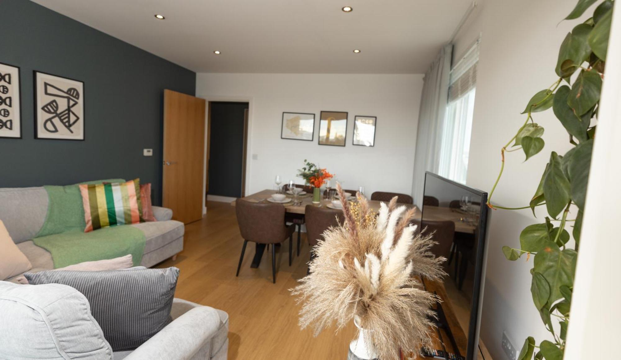 Stylish 3 Bed Near Downtown & Free Parking Londres