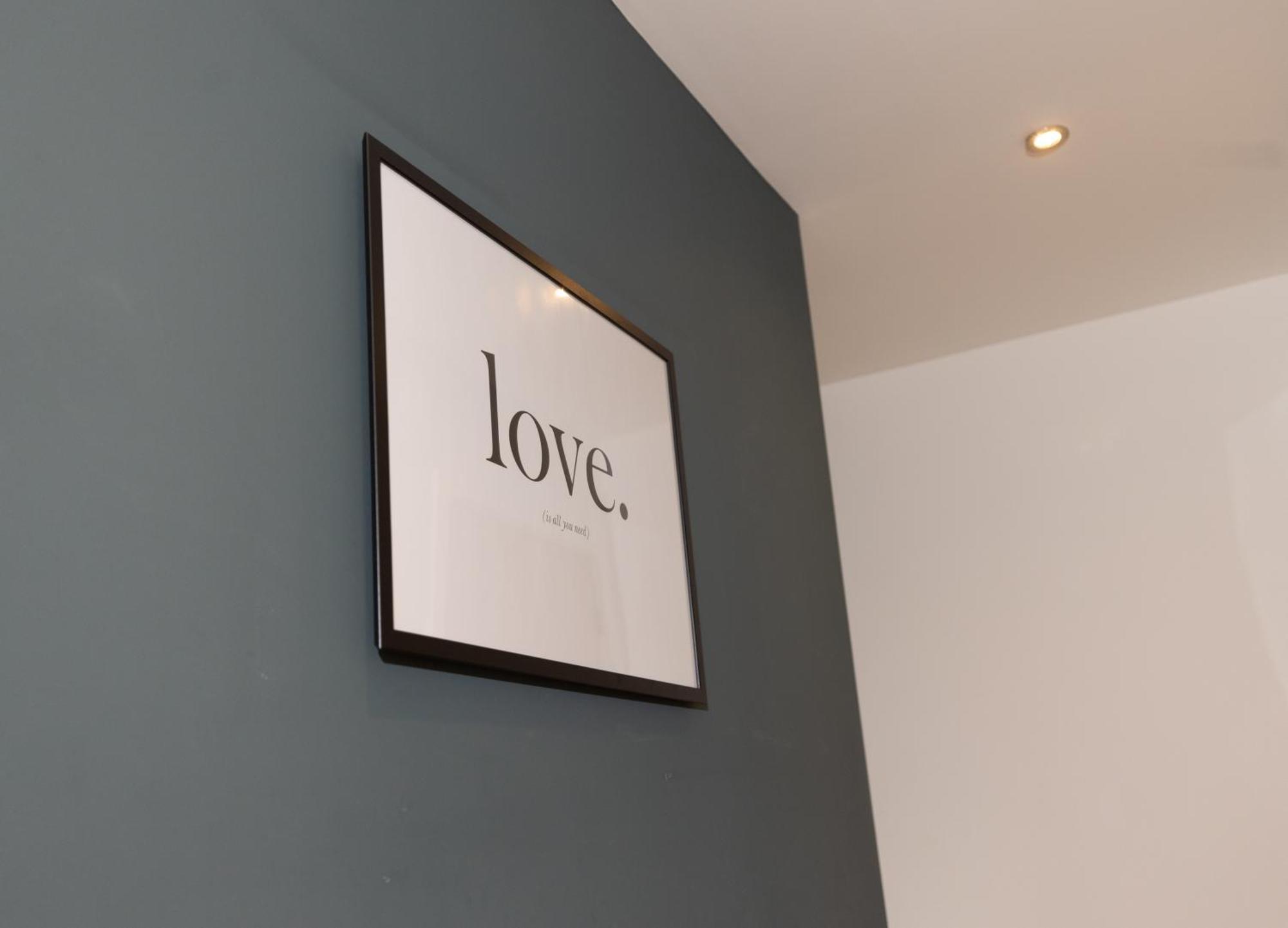 Stylish 3 Bed Near Downtown & Free Parking * Londres