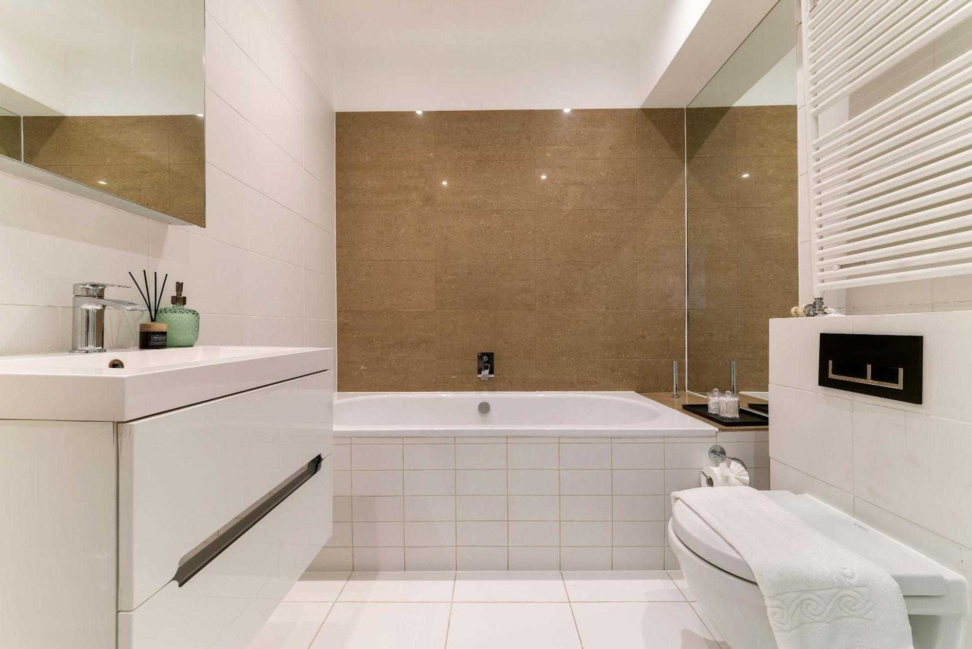 Feriehus Madestays Premium Hyde Park Townhouse *