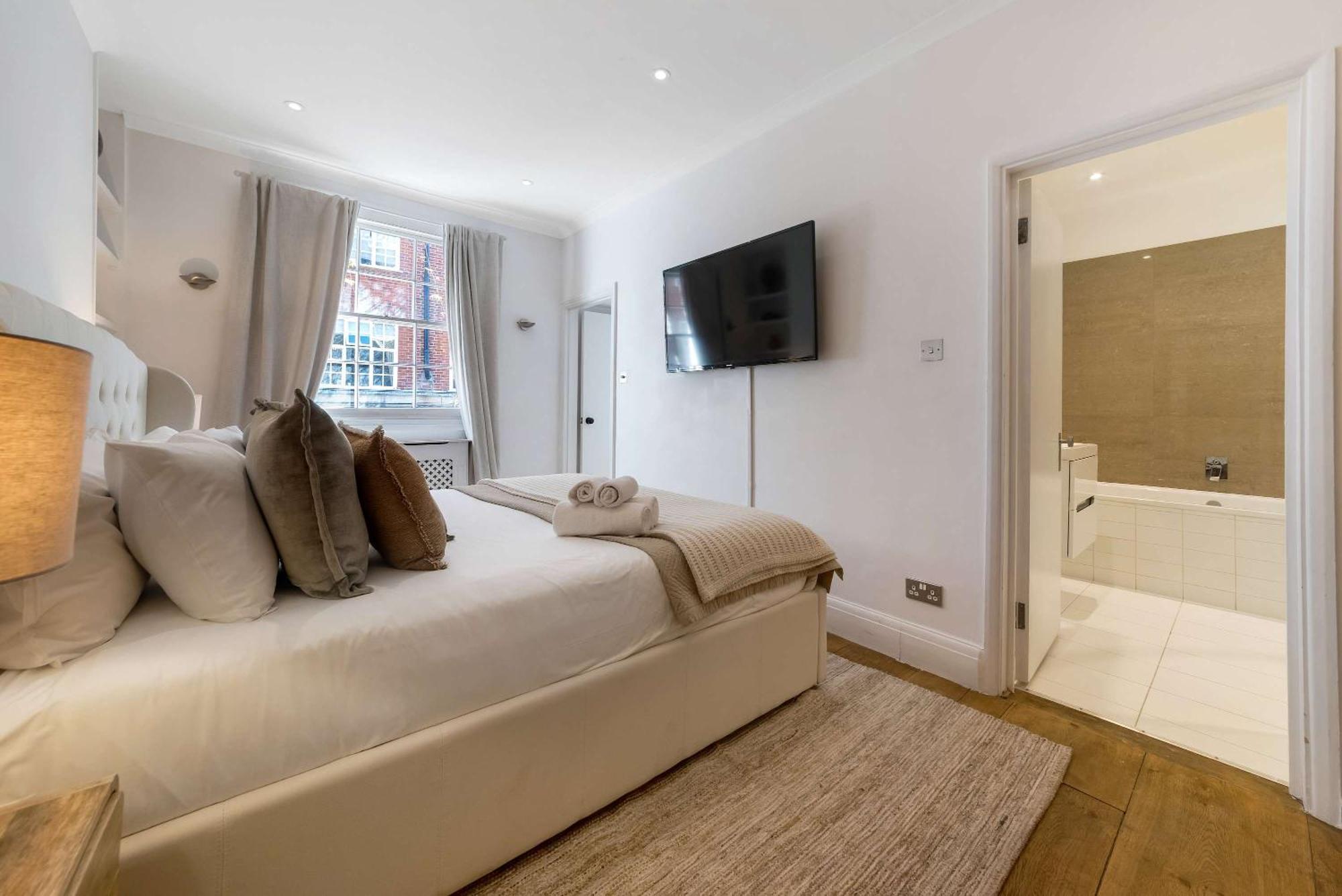 Feriehus Madestays Premium Hyde Park Townhouse