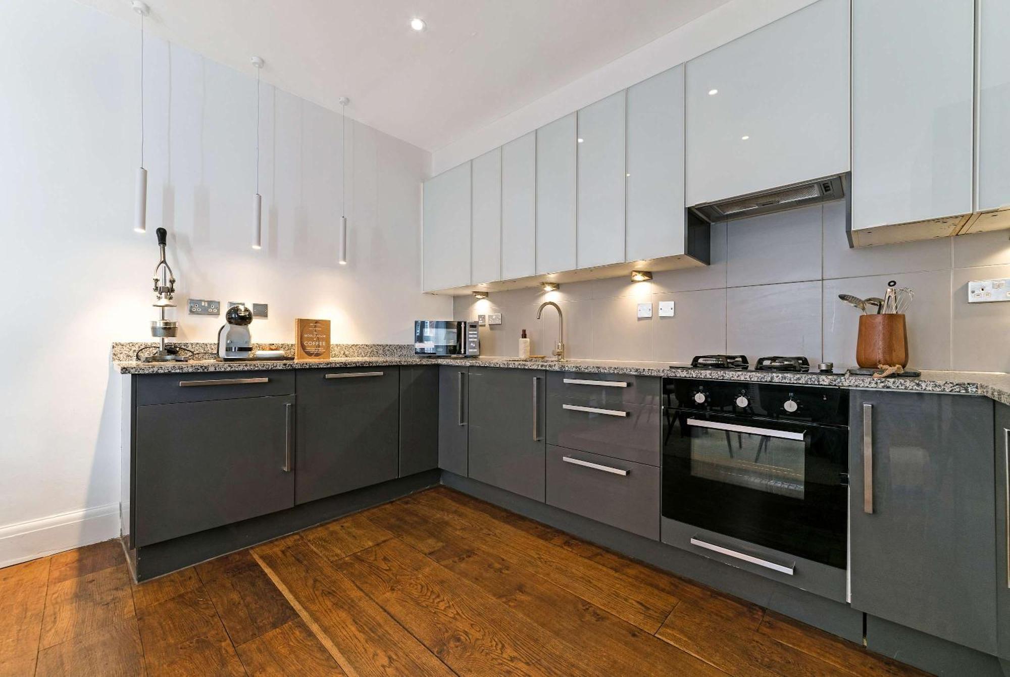 Feriehus Madestays Premium Hyde Park Townhouse London