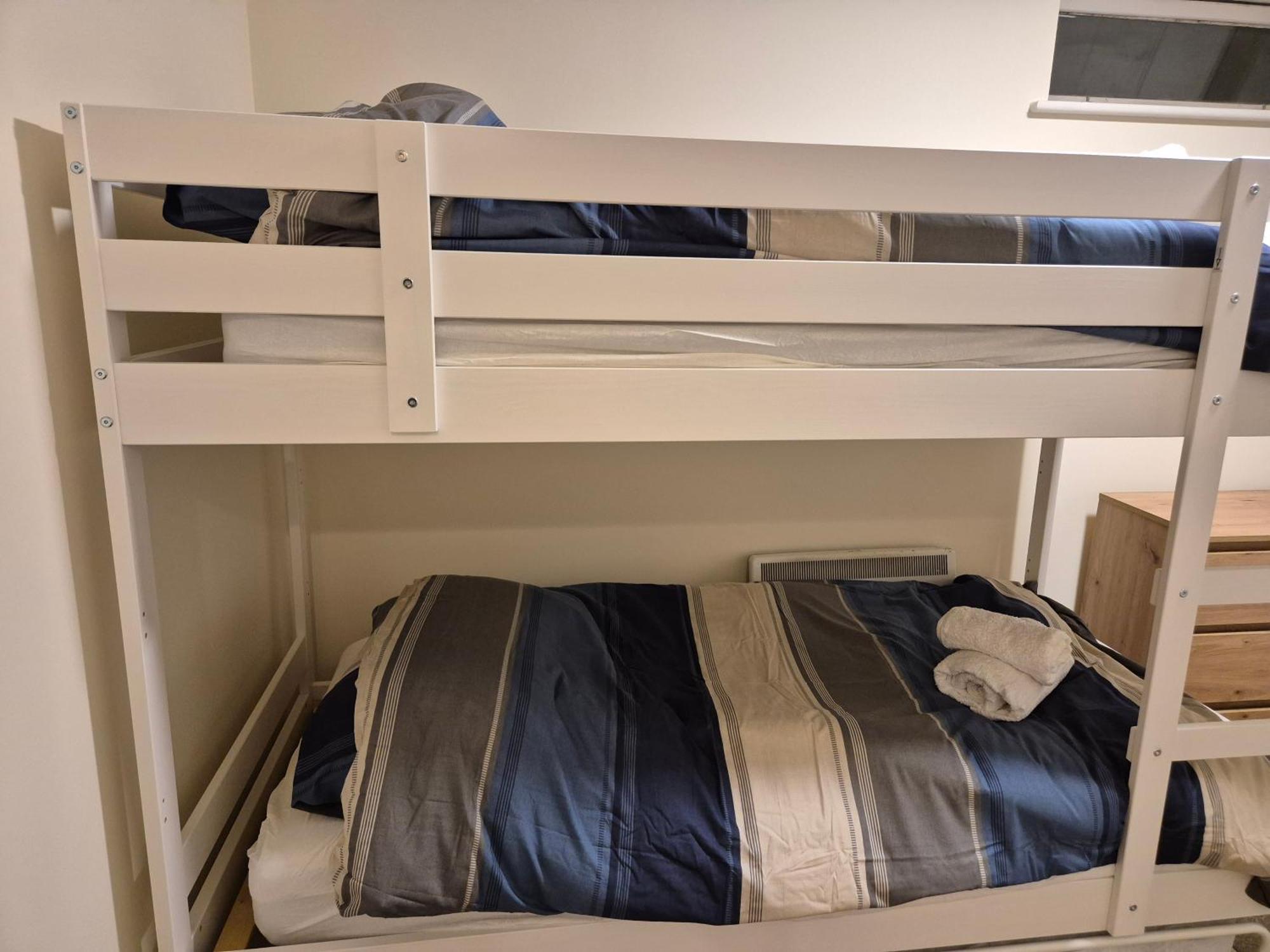 Chatworths Court Apartment *