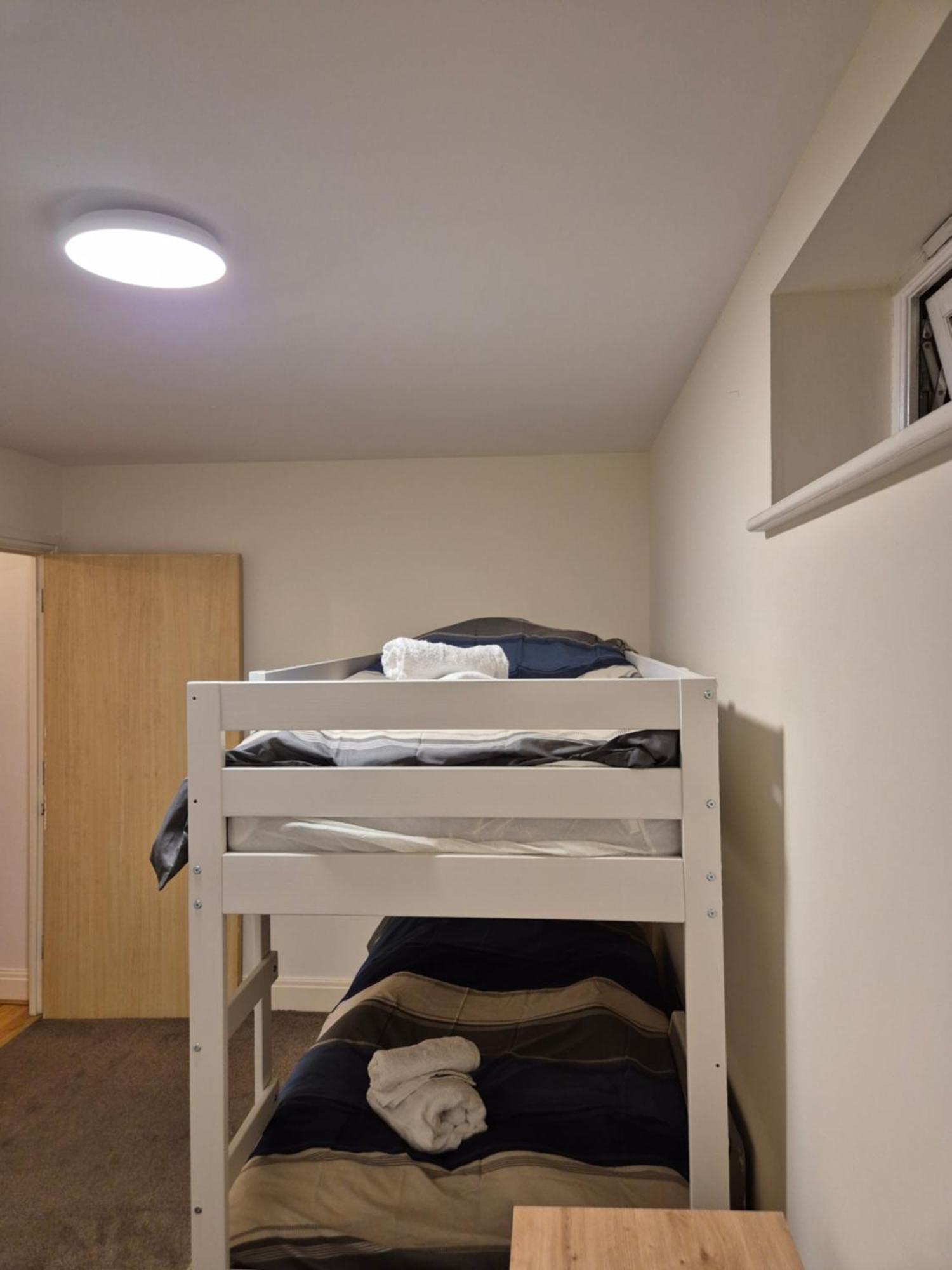 Chatworths Court Apartment *