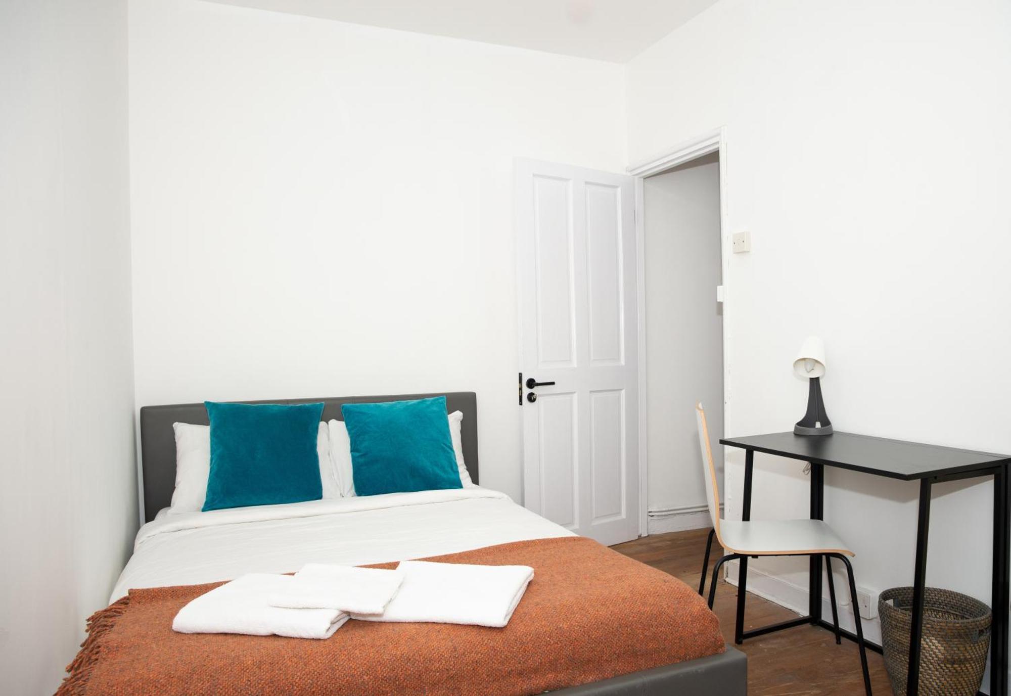 Spacious And Peaceful Flat * London