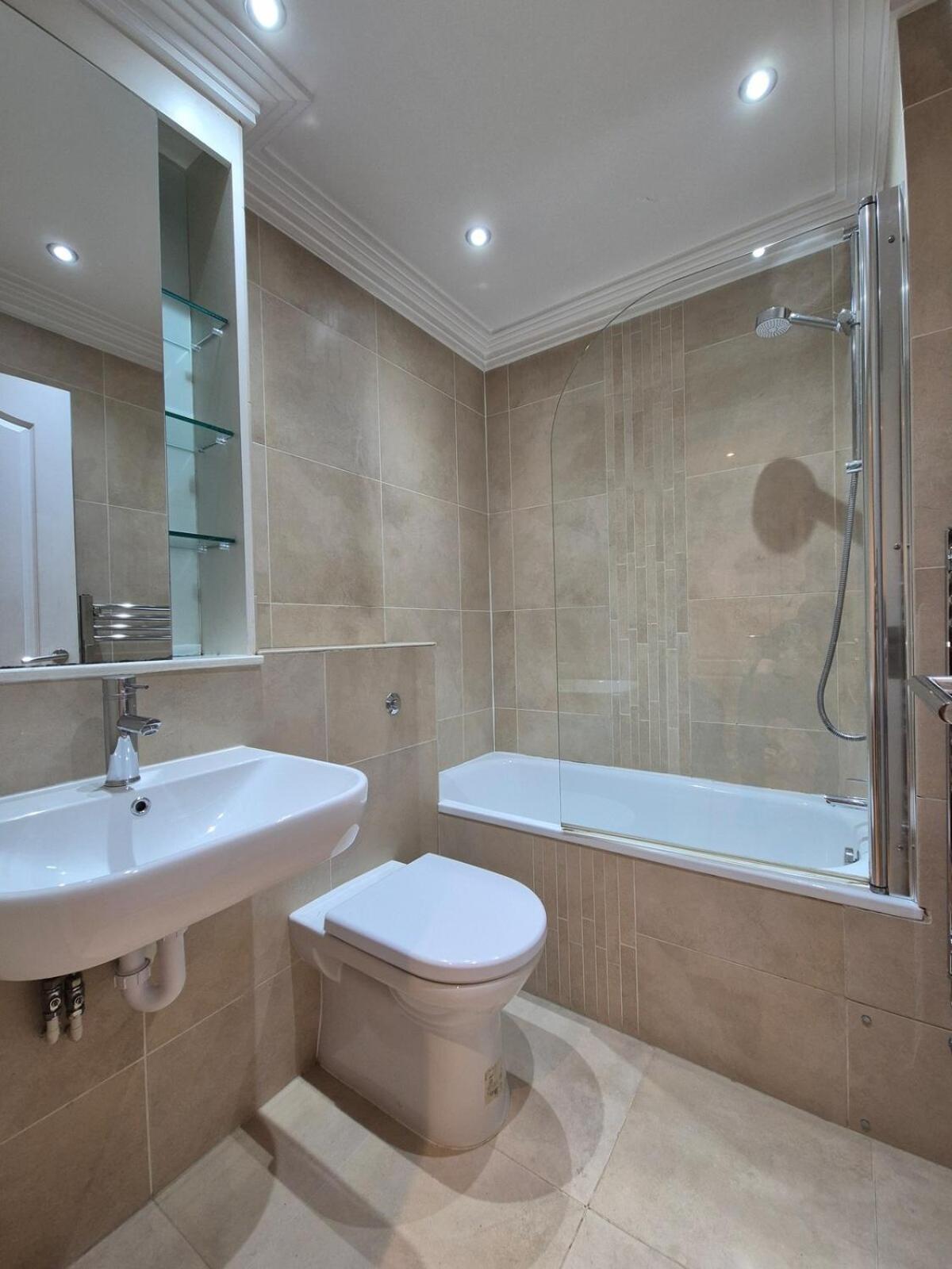 Flat In Dalston * London