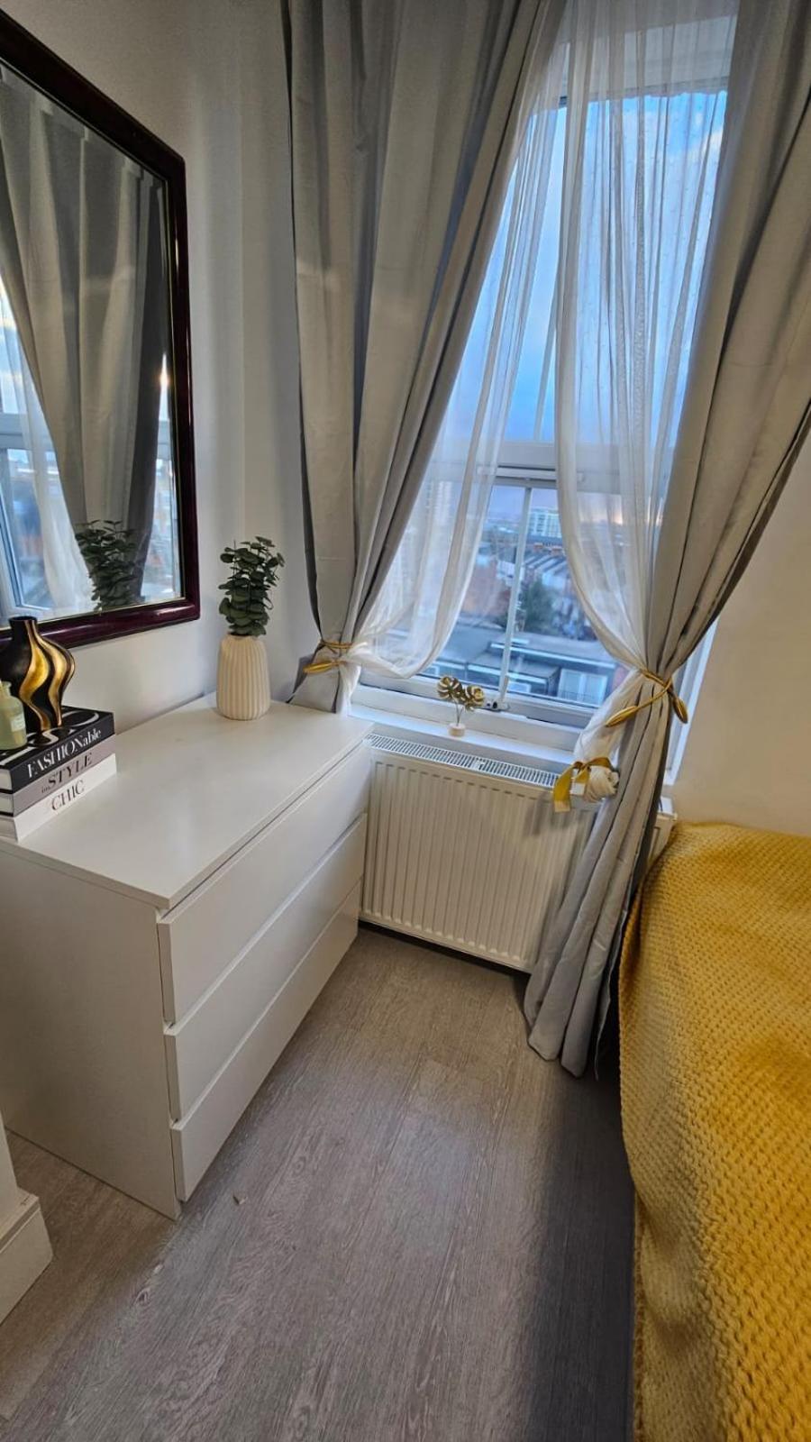 Spacious With Separate The Kitchen 4a