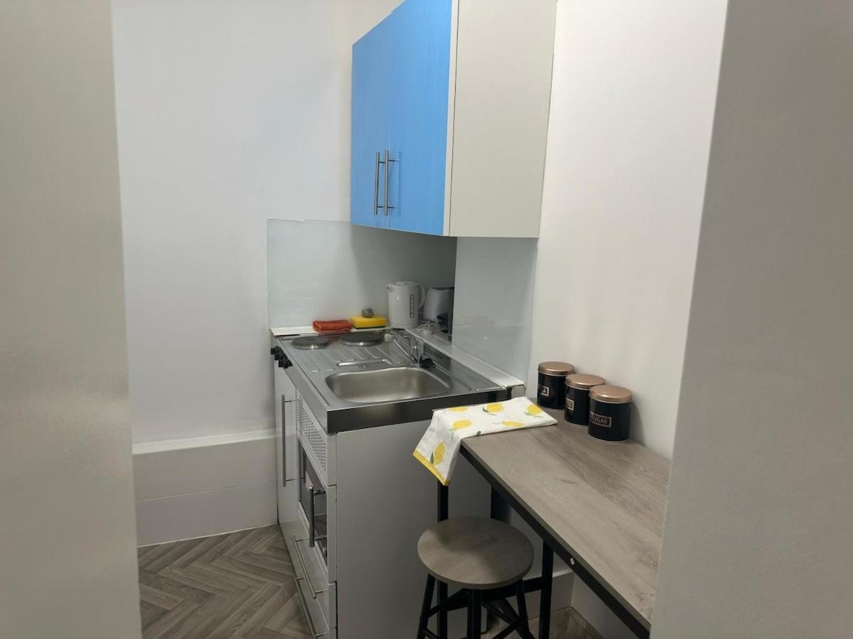 Spacious With Separate The Kitchen 4a