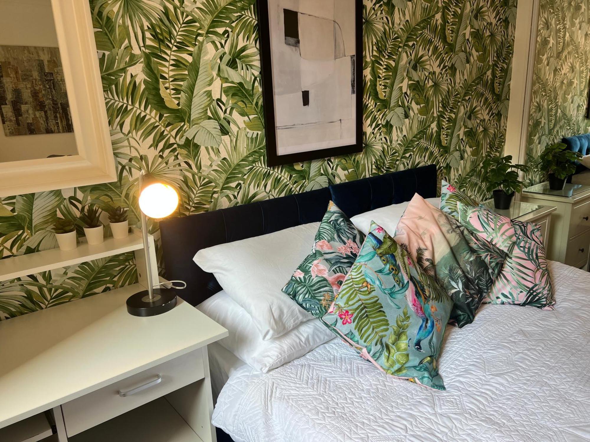 Tower Bridge King Bed En-suite With Parking And Balcony Apartment London