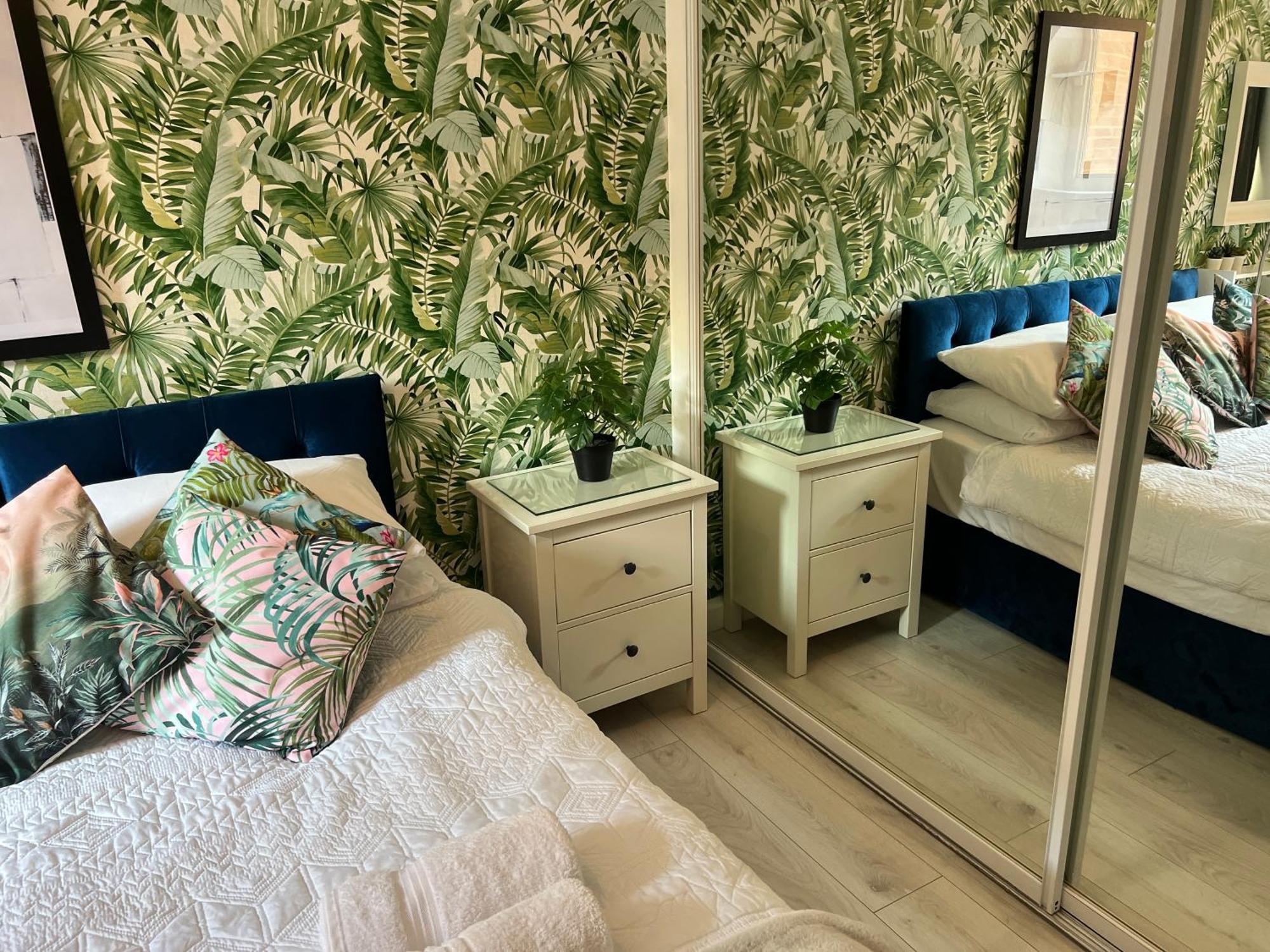 Tower Bridge King Bed En-suite With Parking And Balcony Apartment *