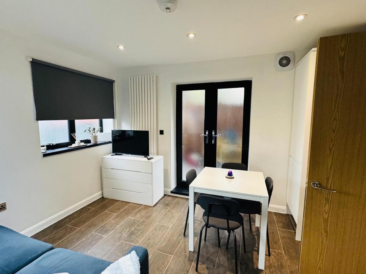 Apartment 2 Bed Flat Near Tower Bridge *