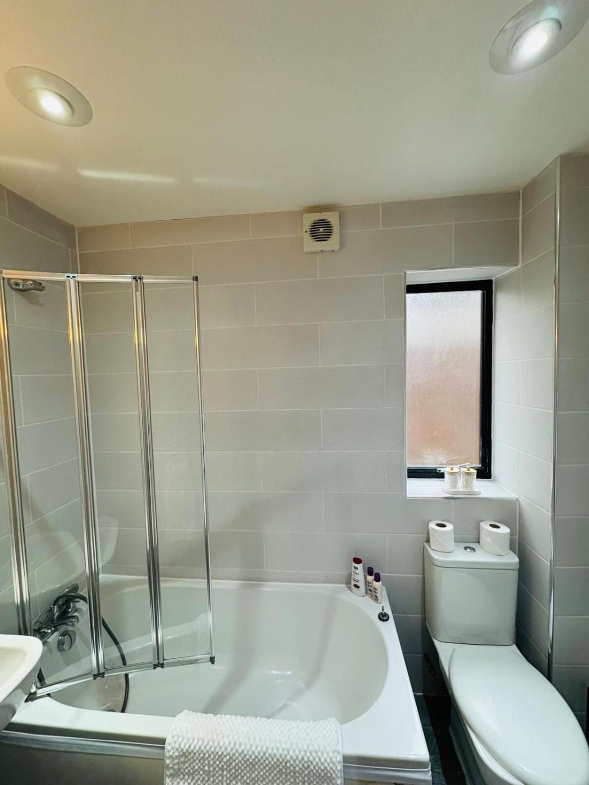 Apartment 2 Bed Flat Near Tower Bridge