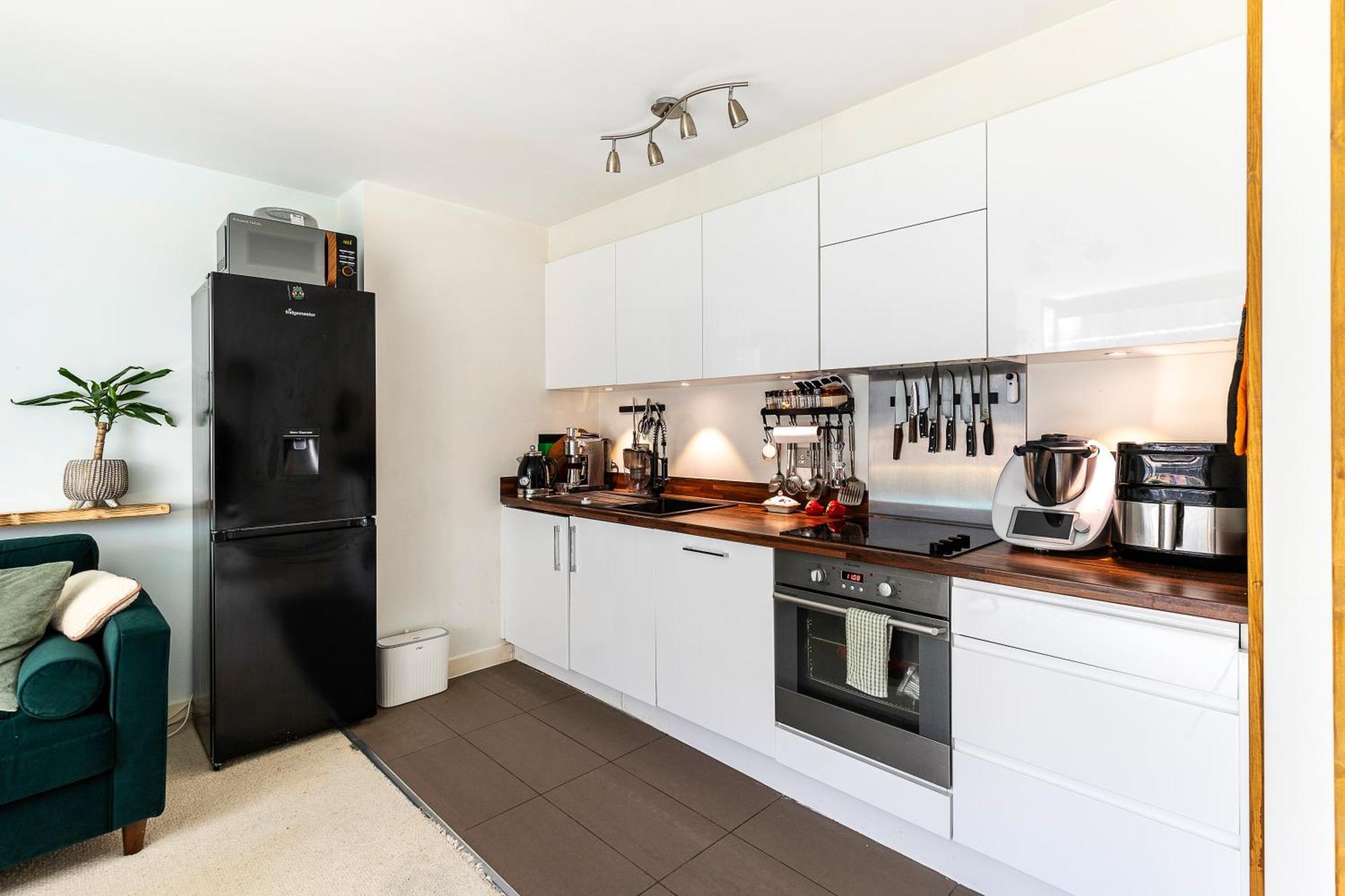 Soho Sunshine Retreat Apartment