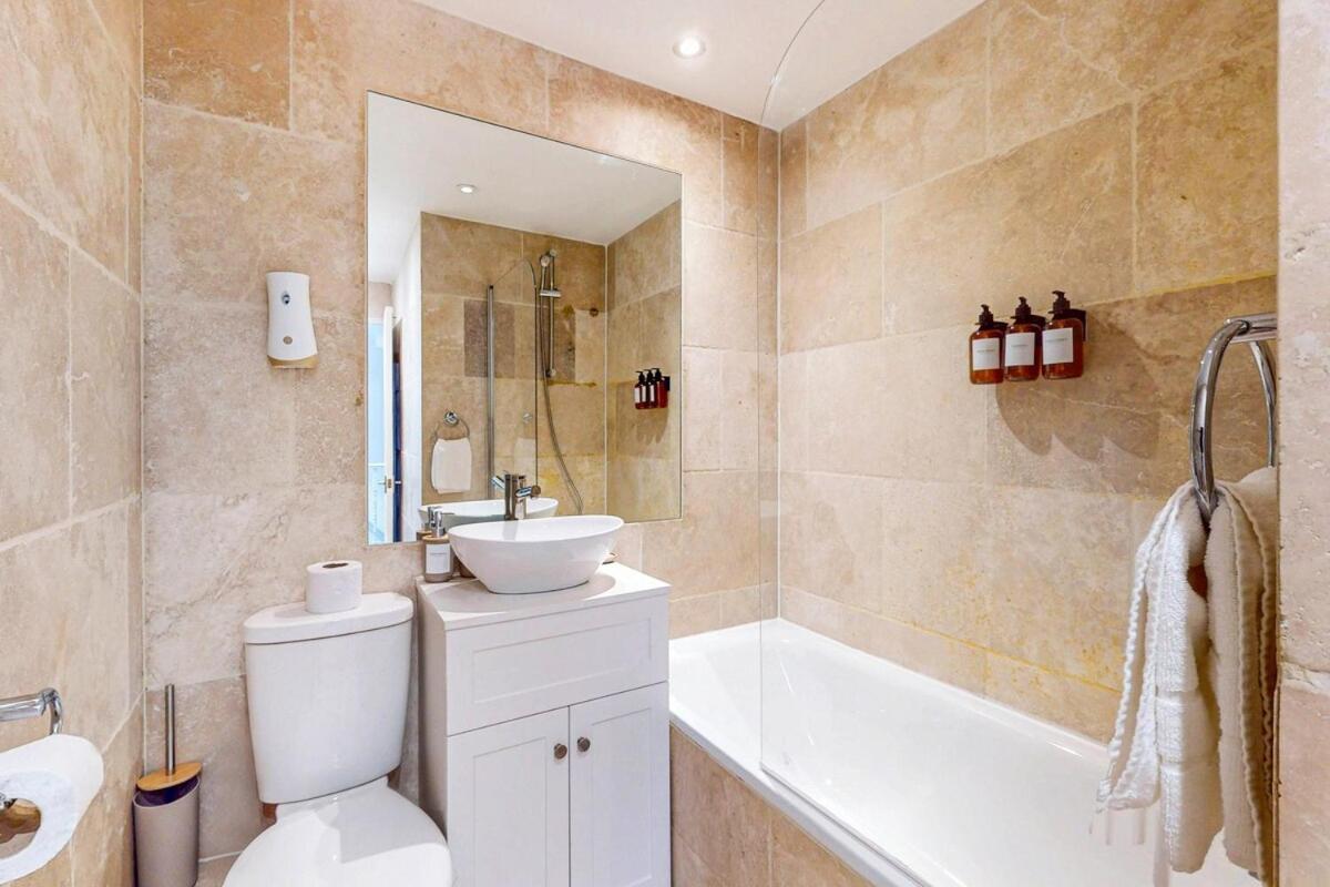 Modern 3br Apt,25 Min To Aeltc Tennis Championship * London