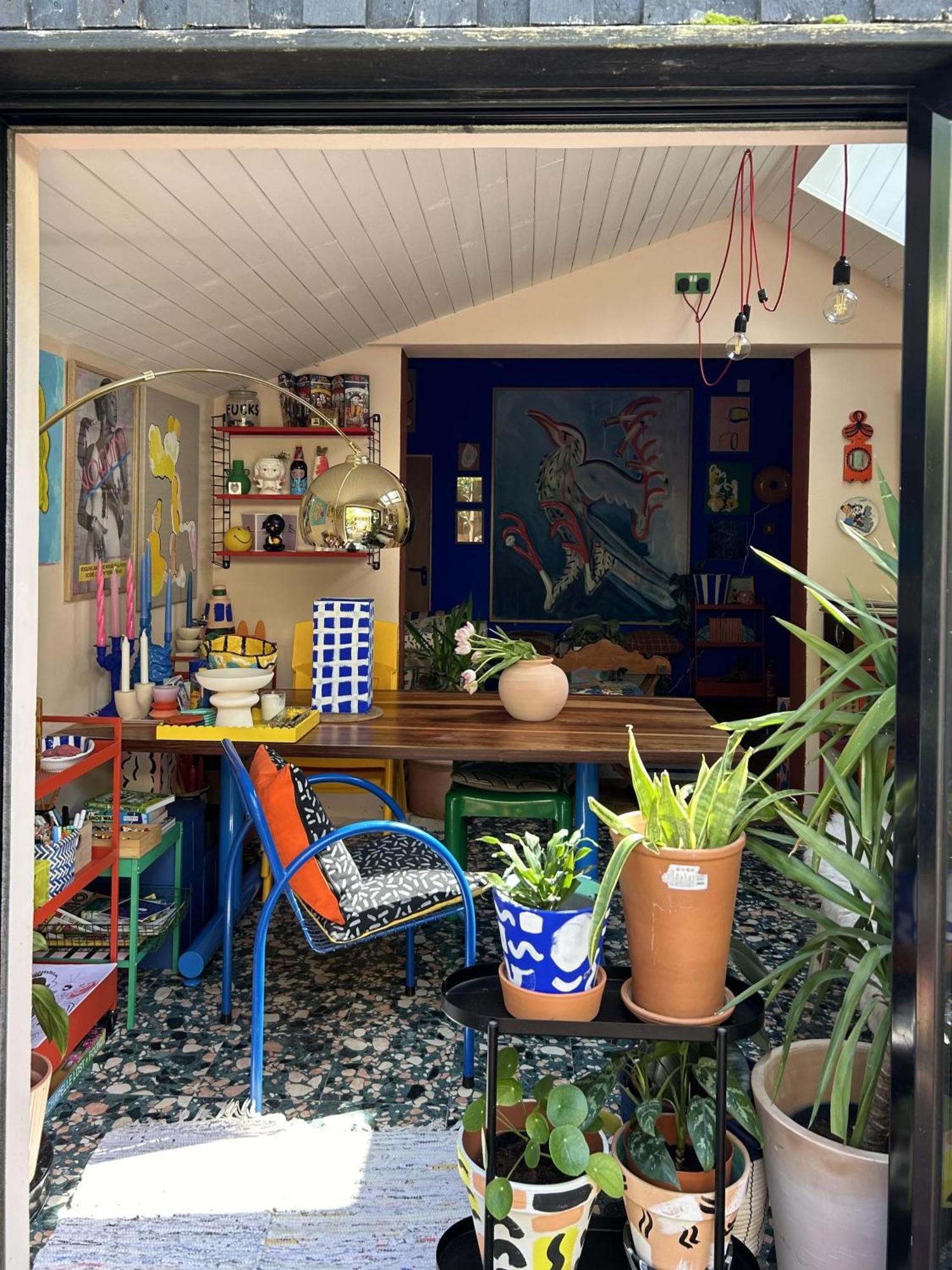Klein House Clapton Sleeps 2-piano-patio-mirrorbed Leilighet