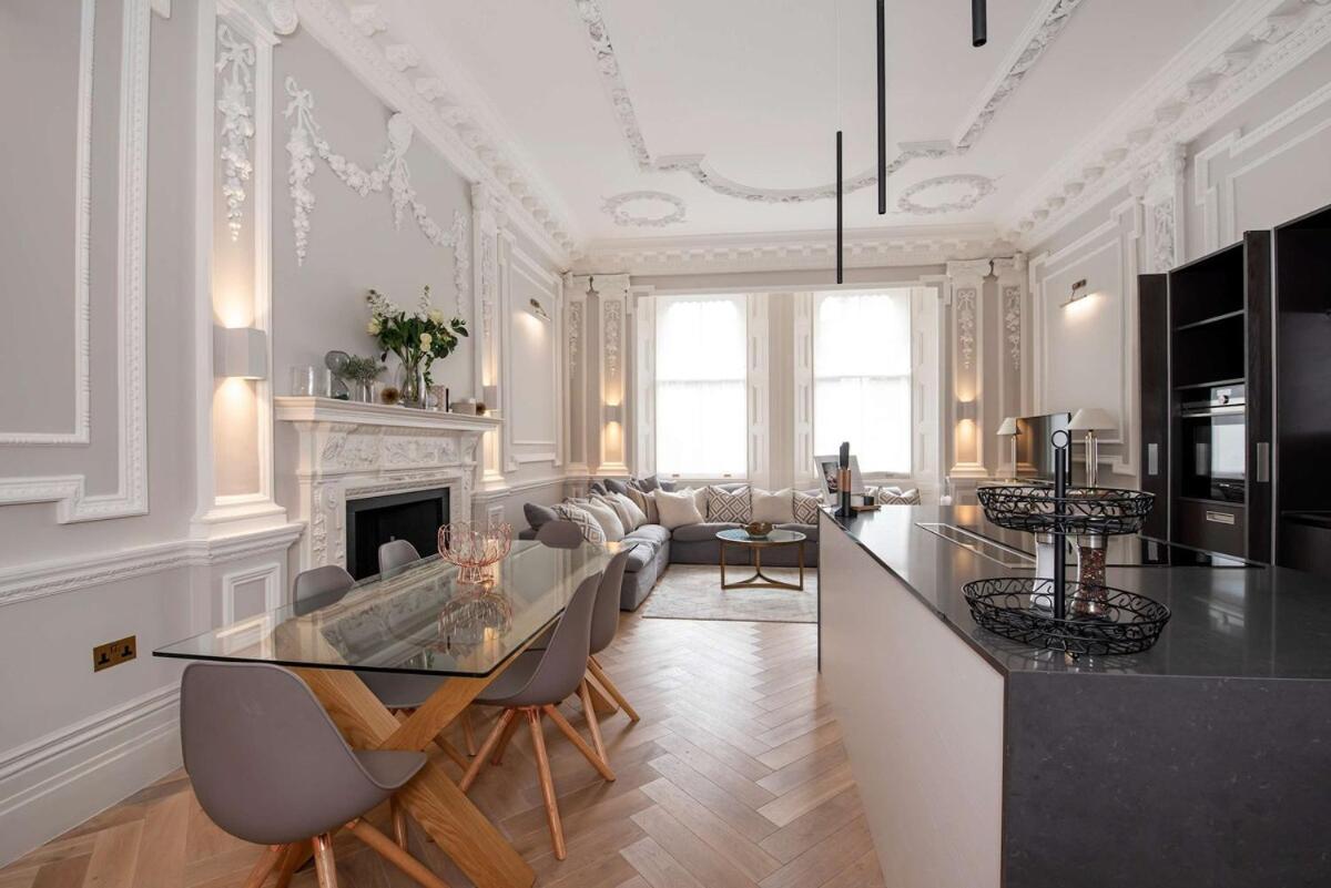 Luxury-hyde Park-2 Bedrooms 2 Bathrooms - Quiet Apartment *