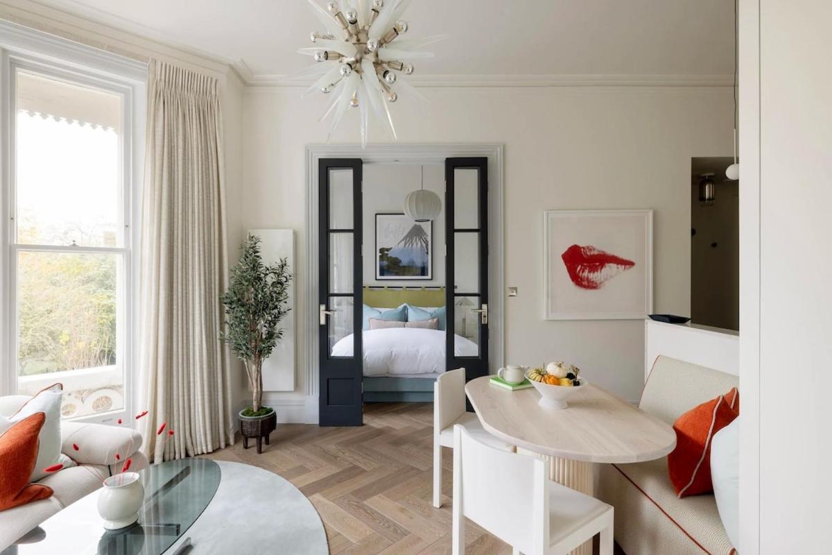 Luxury One Bed Apt-air Con *