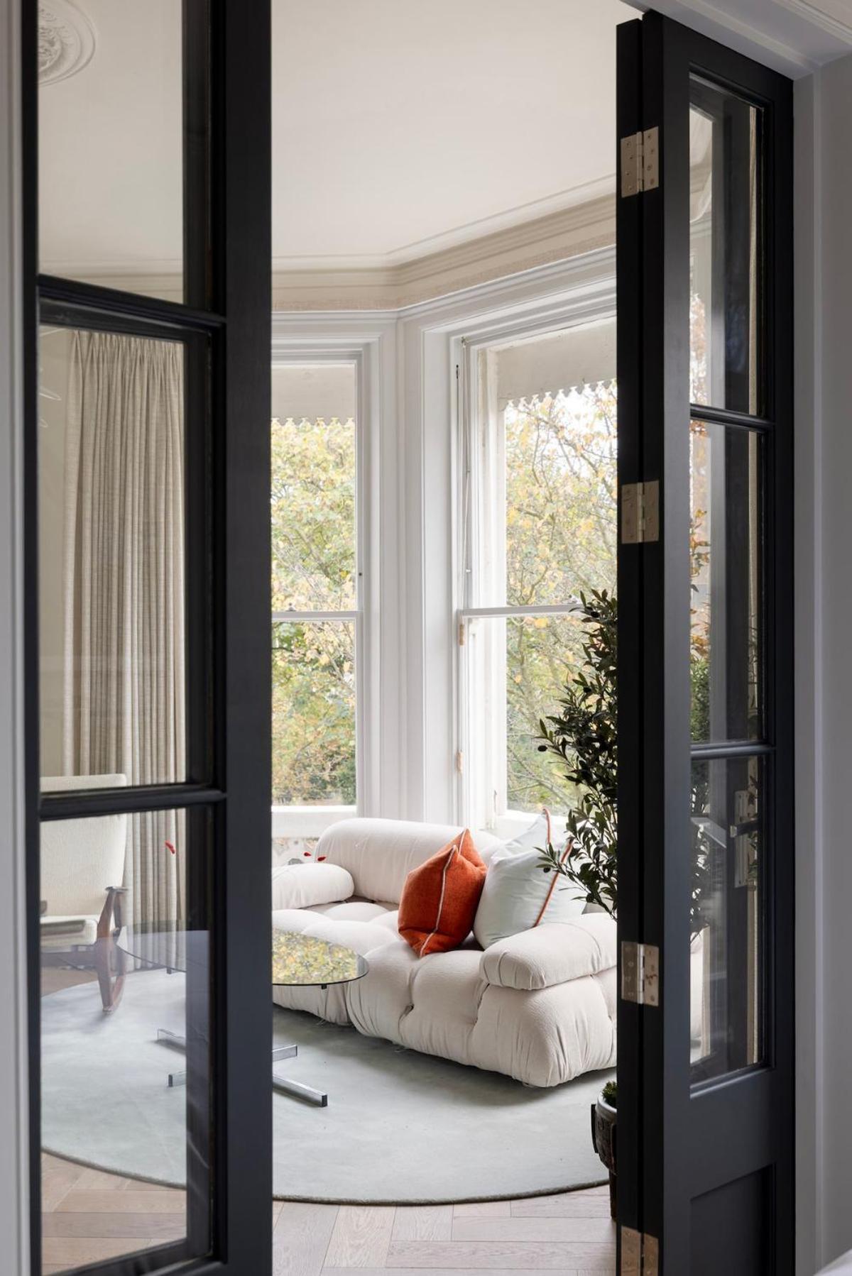 Luxury One Bed Apt-air Con Apartment