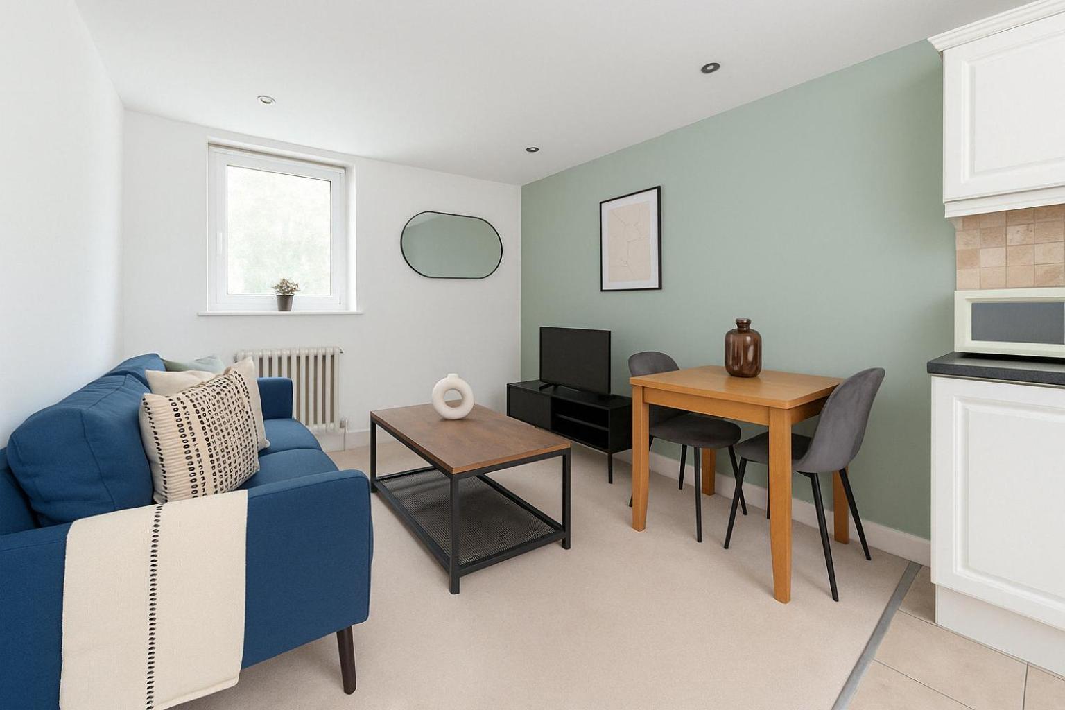 Modern Flat Near Wandsworth - 2 Min To Earlsfield Station Apartment