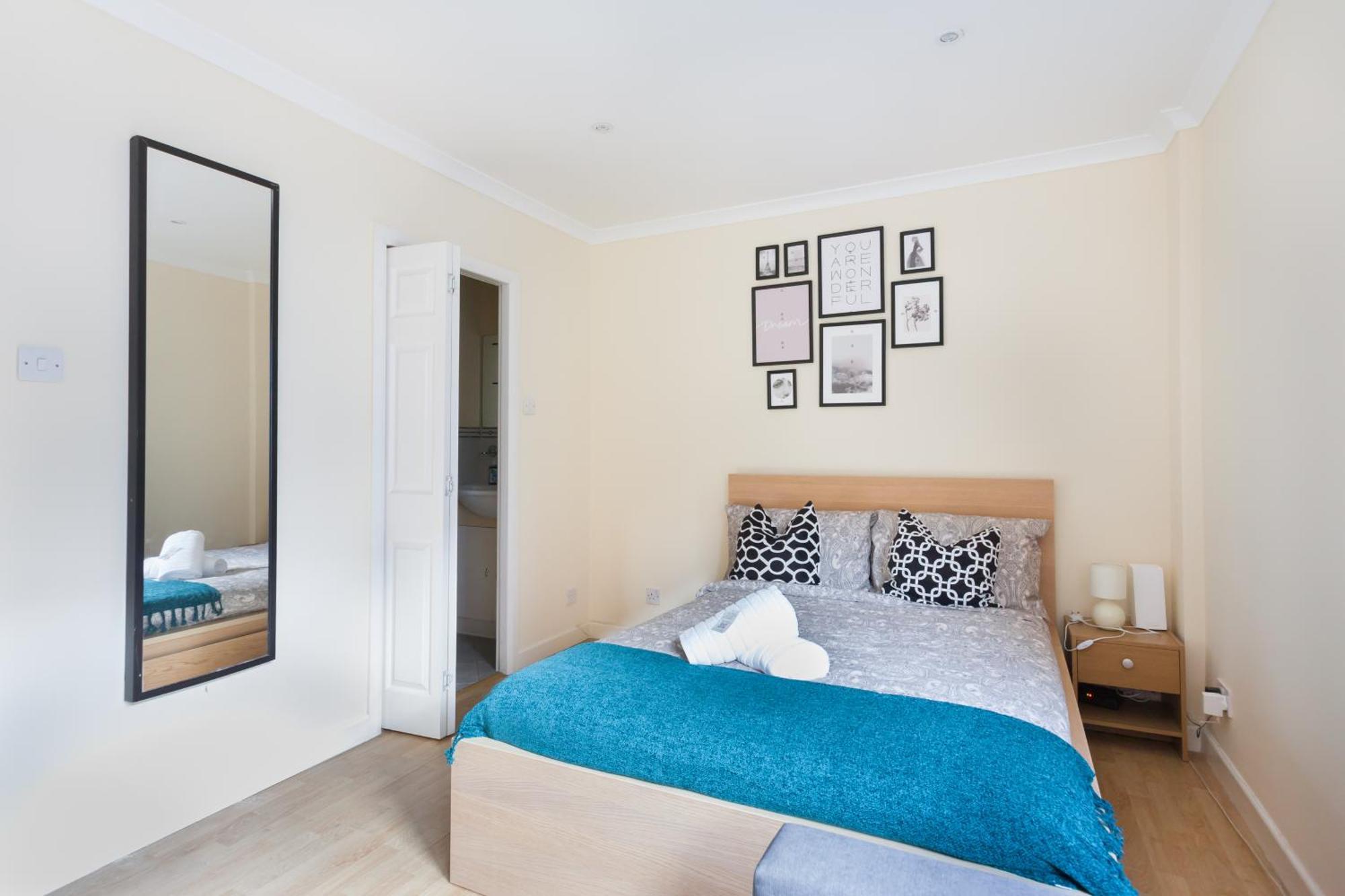 Homestay Tower Bridge