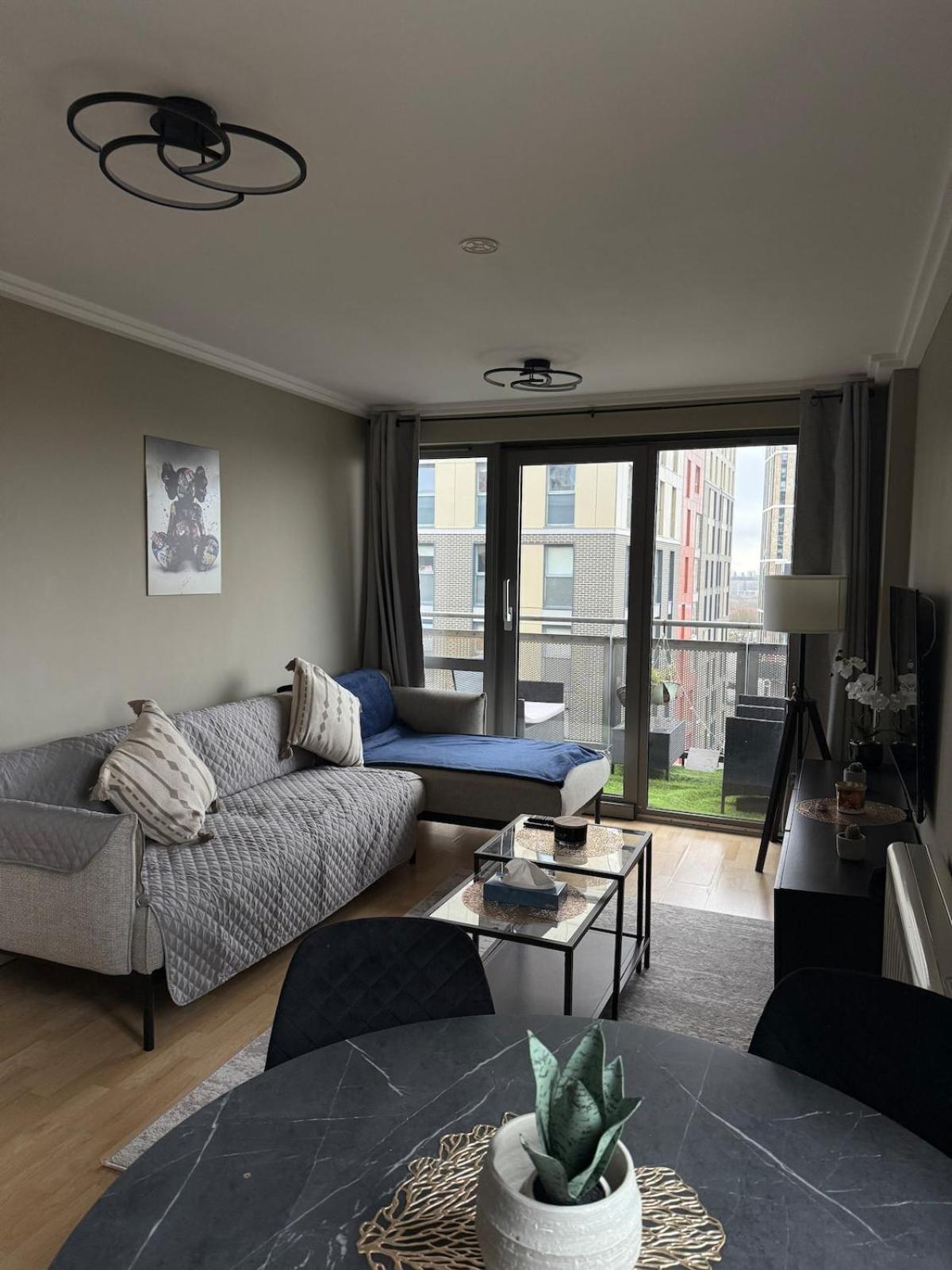Modern Flat London