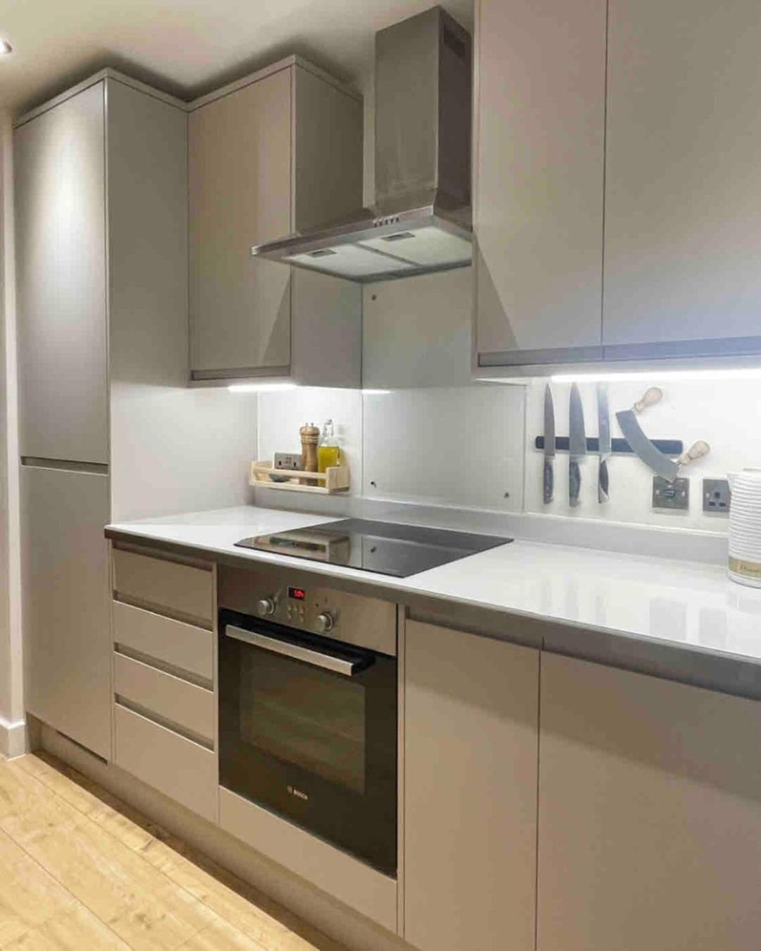 Ferienhaus Beautiful Bright 3-bed Next To Station London