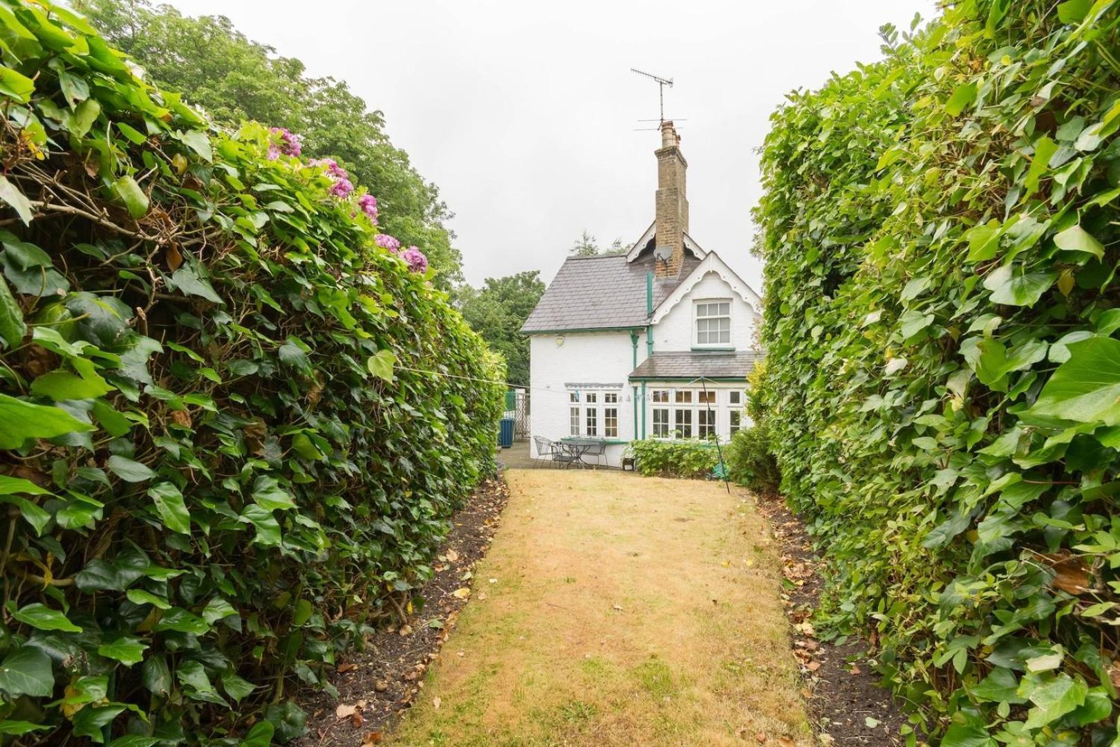 Unique Country Nr Nature Reserve Sleeps 4 Londen