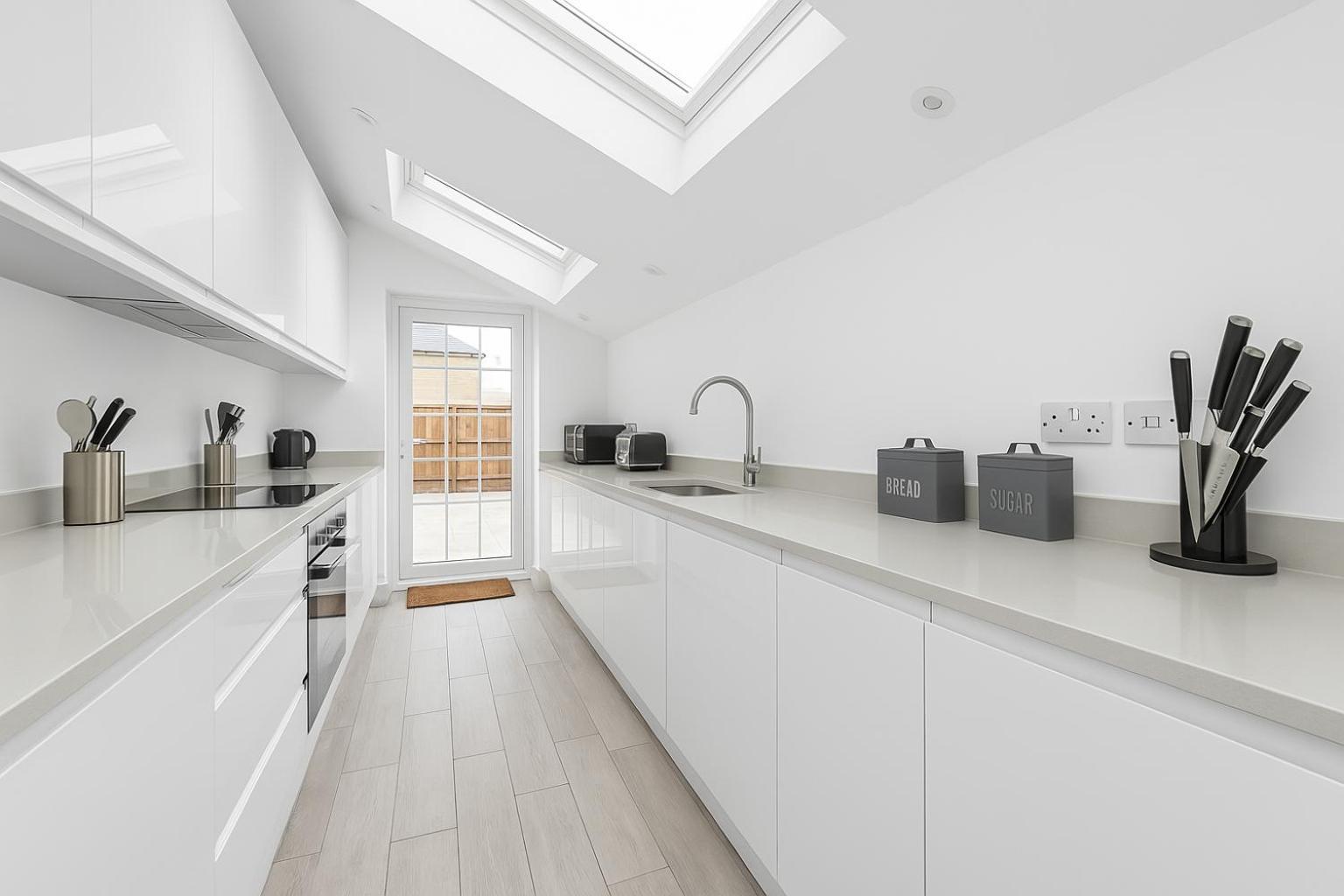 Bright Private - Peaceful Morden Location