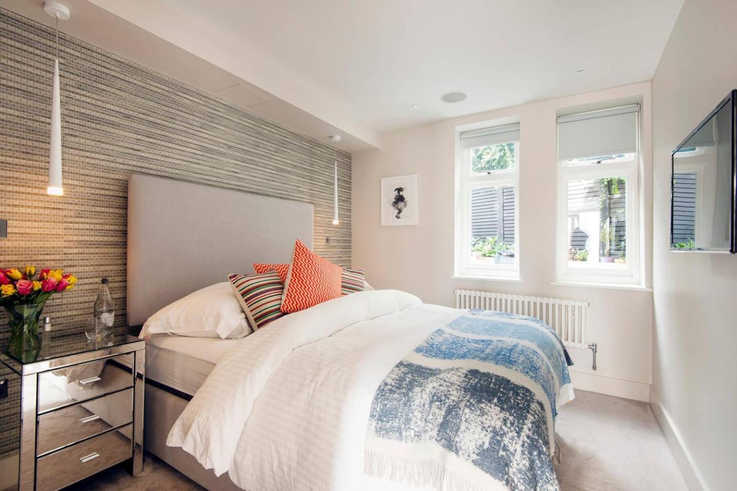 The Bohemian Rhapsody, Hampstead - By Out Of Office Lifestyle Apartment London