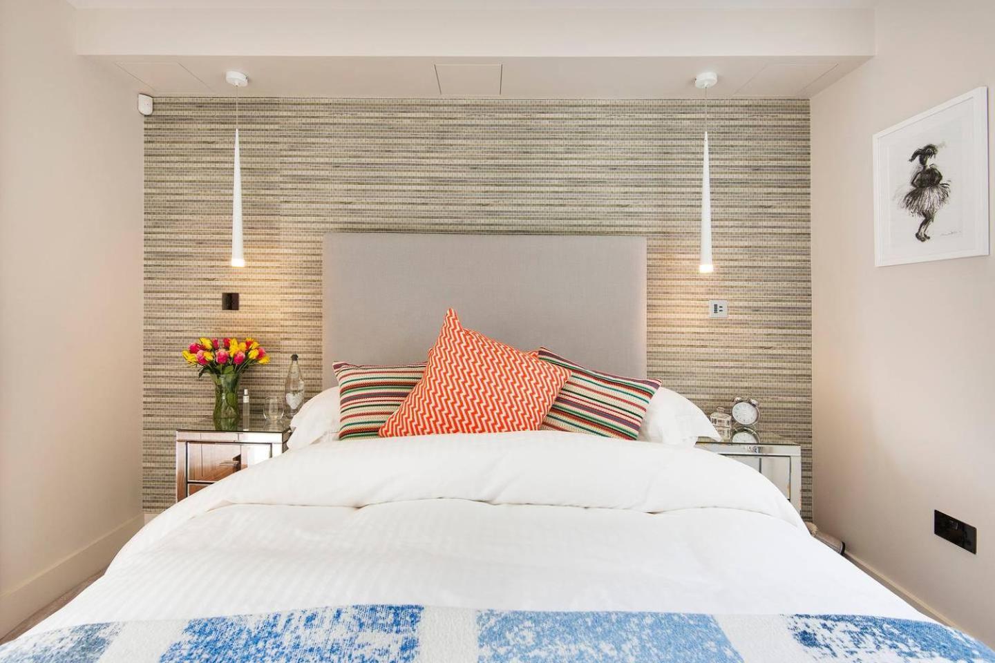 The Bohemian Rhapsody, Hampstead - By Out Of Office Lifestyle London