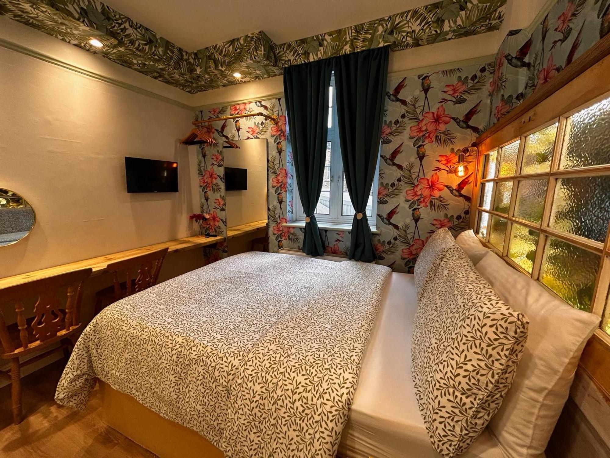 Rest Boutique Notting Hill London